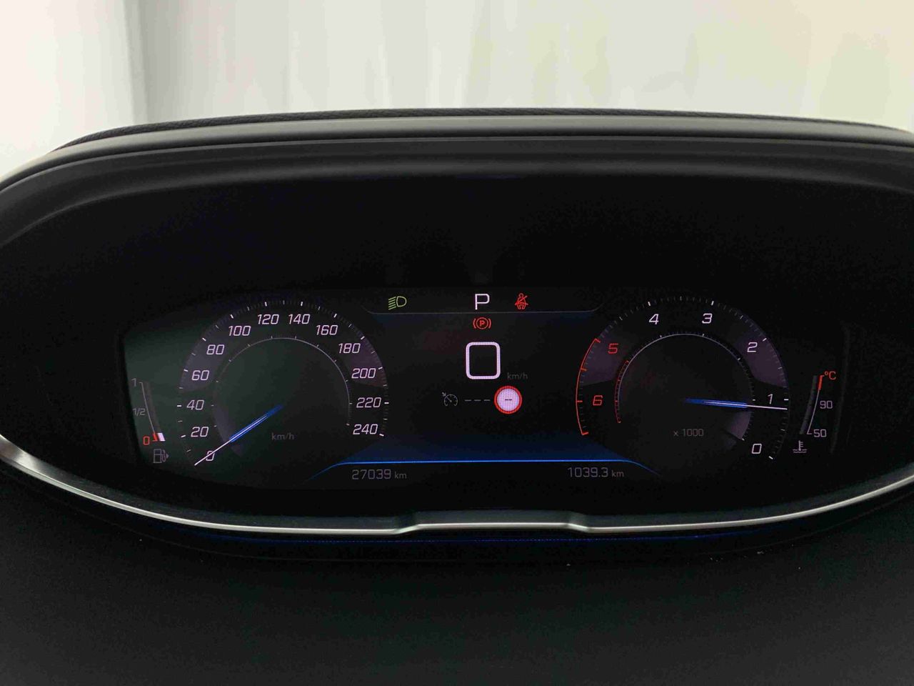 peugeot 5008 2024 / foto grande (2)