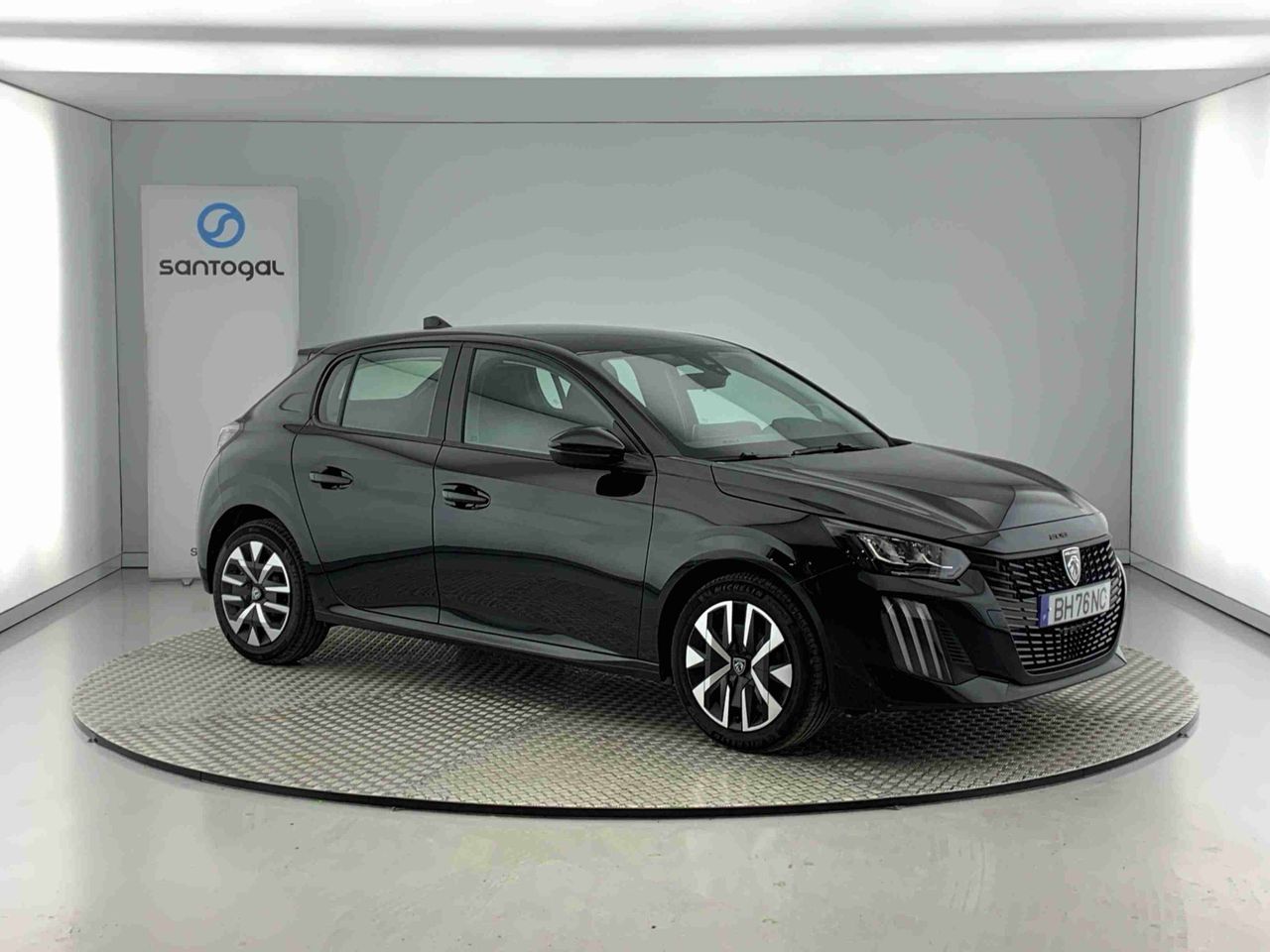 Foto peugeot 208 2024 /