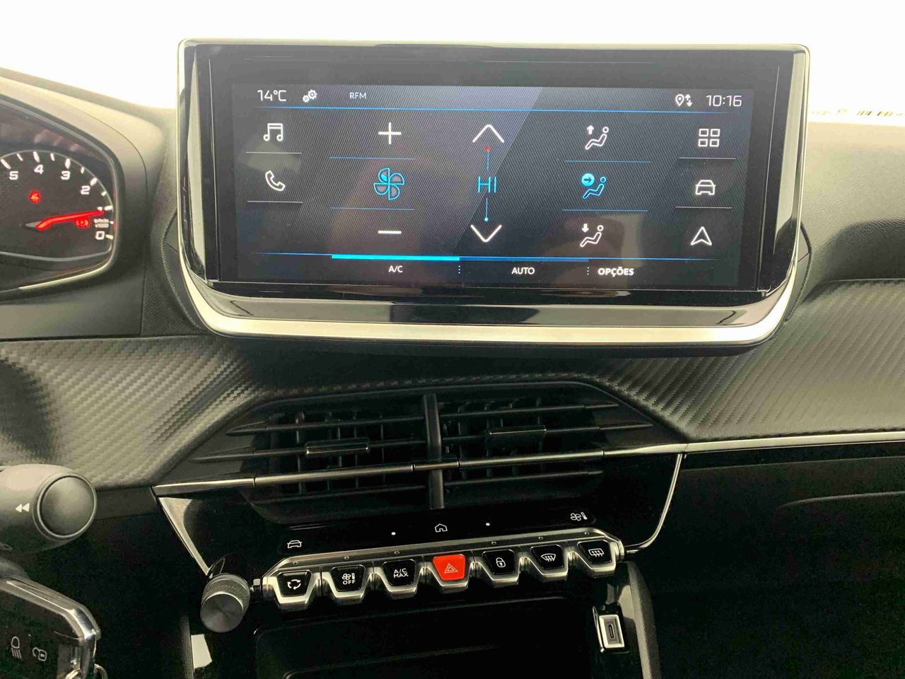 peugeot 2008 2024 / foto grande (3)