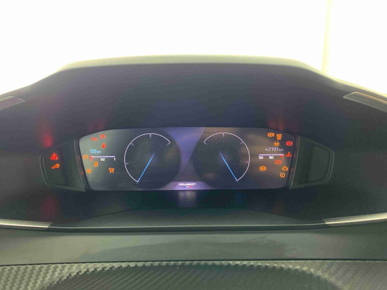 peugeot 2008 2024 / foto grande (2)