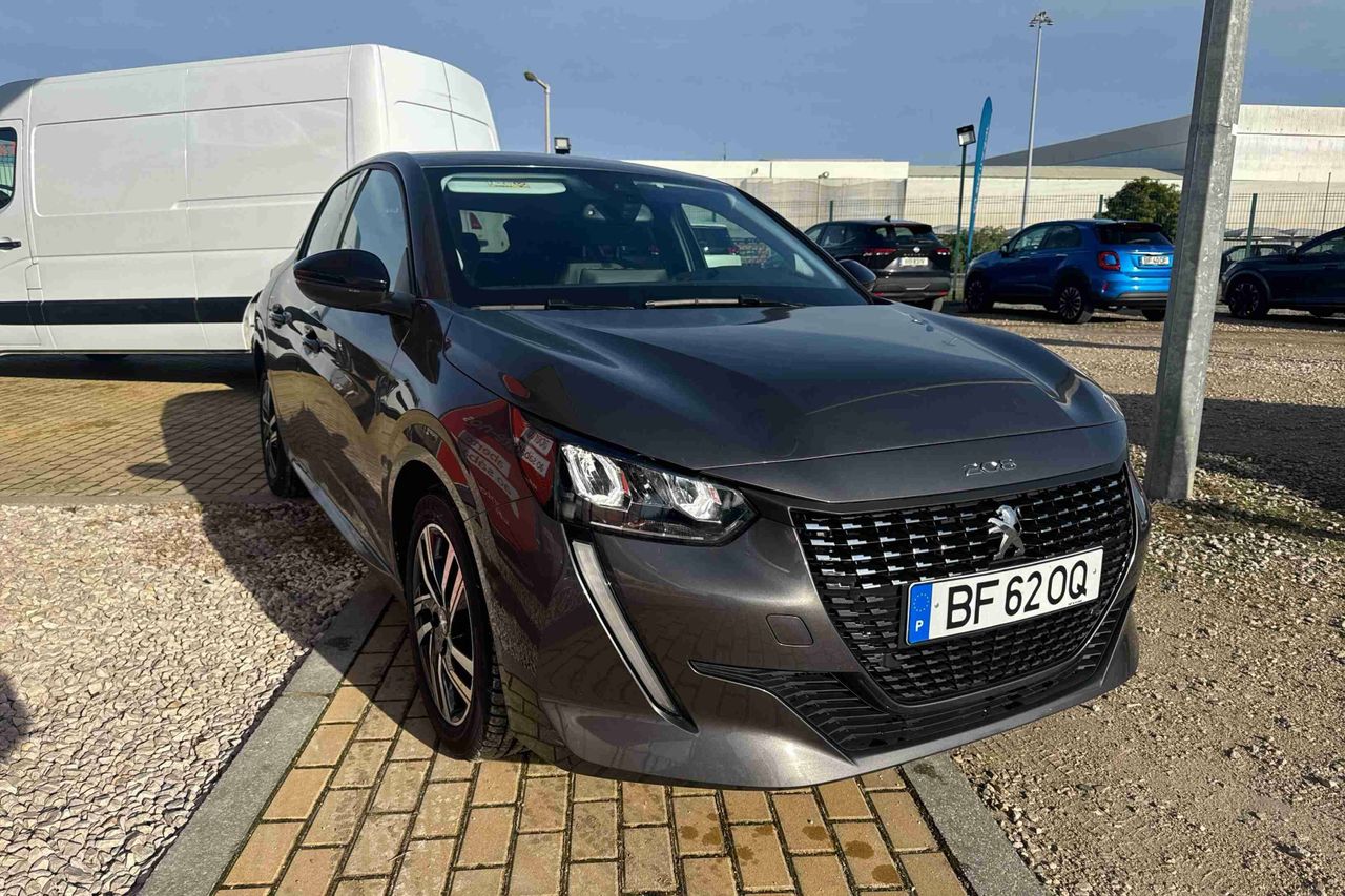 Foto peugeot 208 2023 /