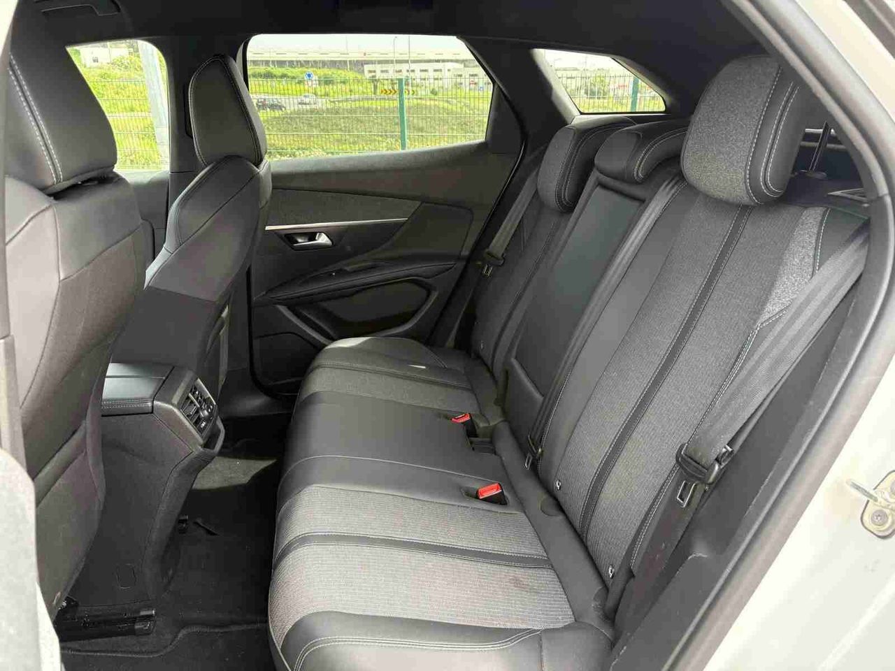 peugeot 3008 2023 /
