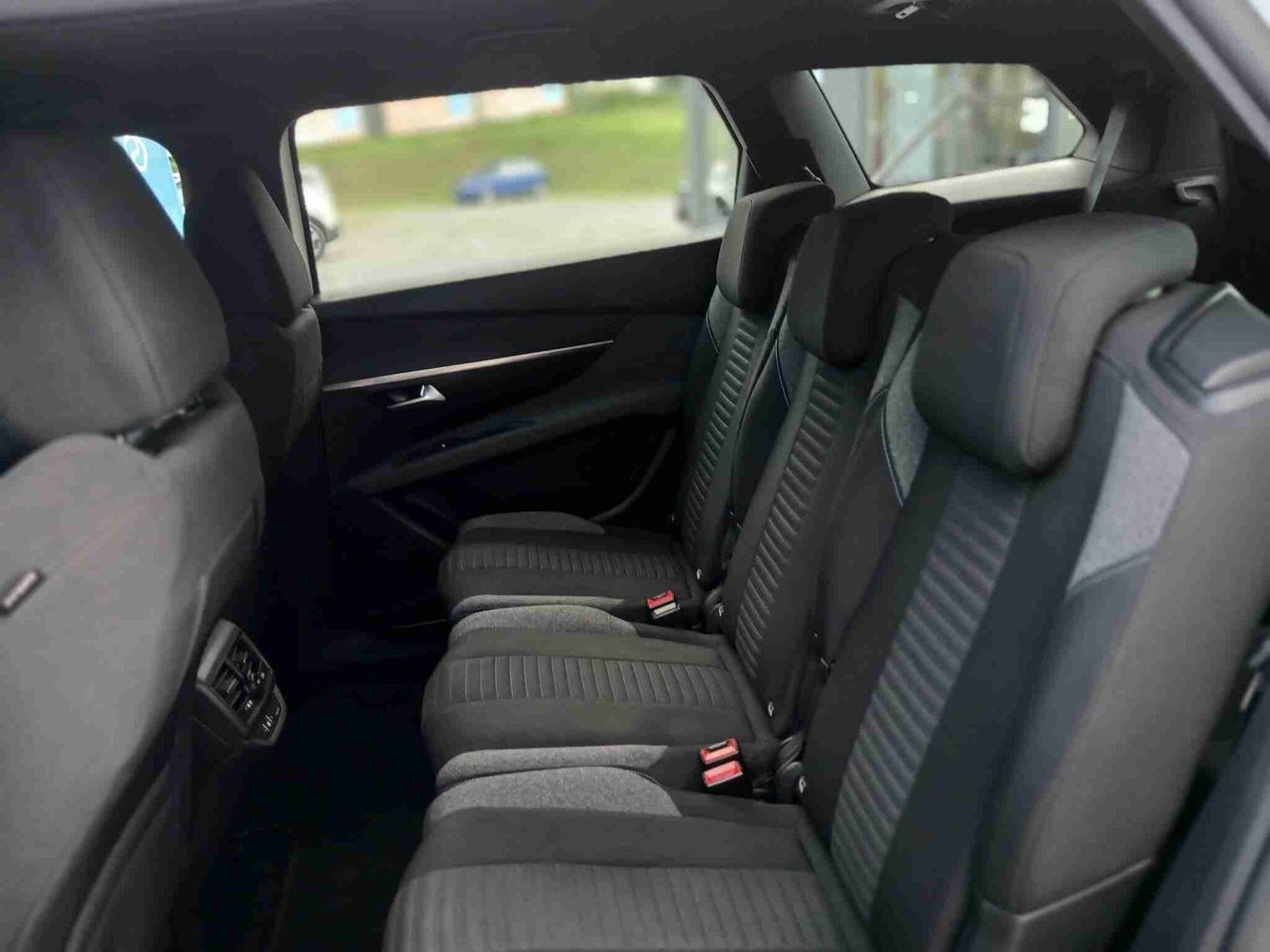 peugeot 5008 2023 /