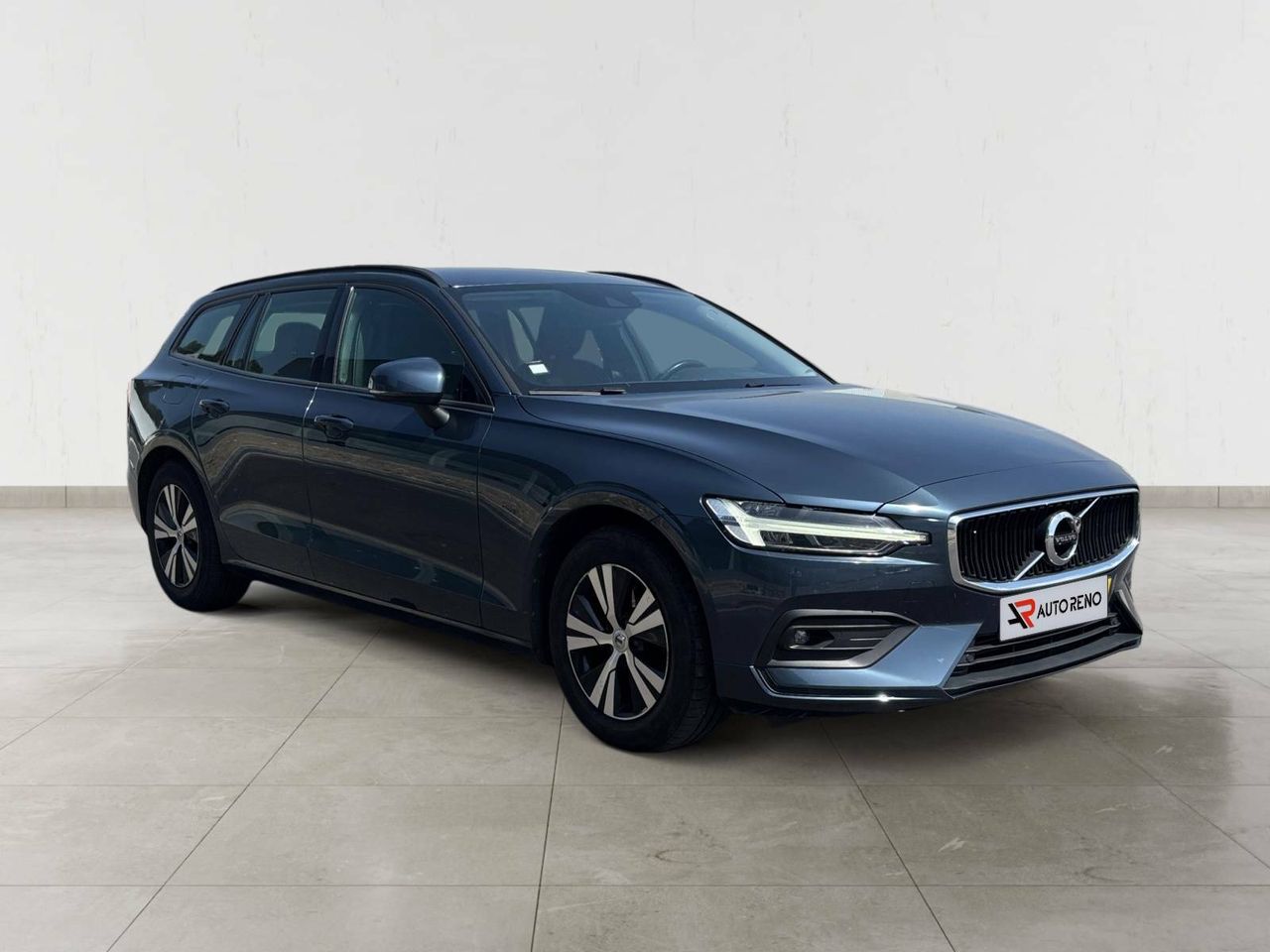 volvo v60 2019 /