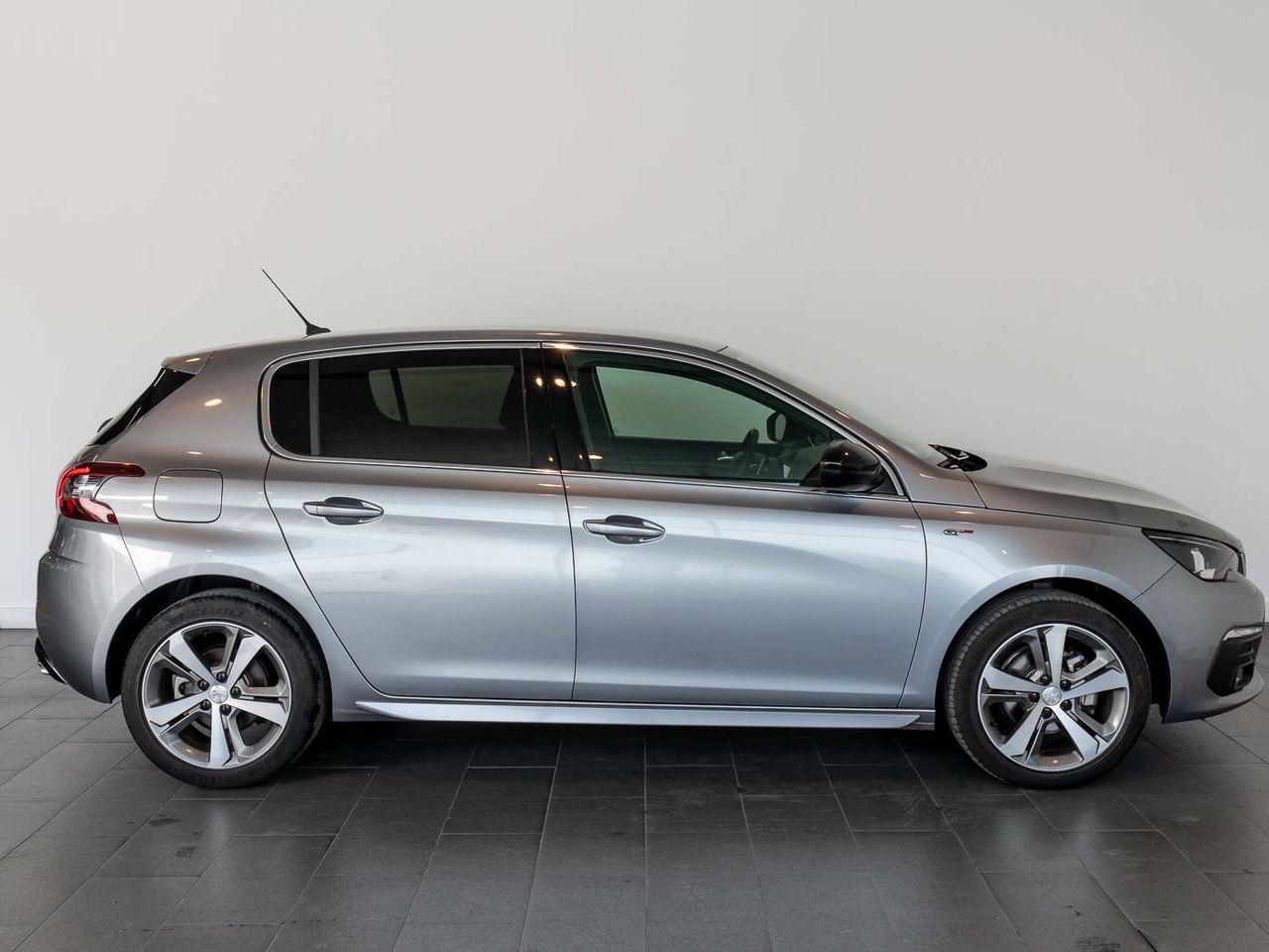 peugeot 308 2021 / foto grande (3)