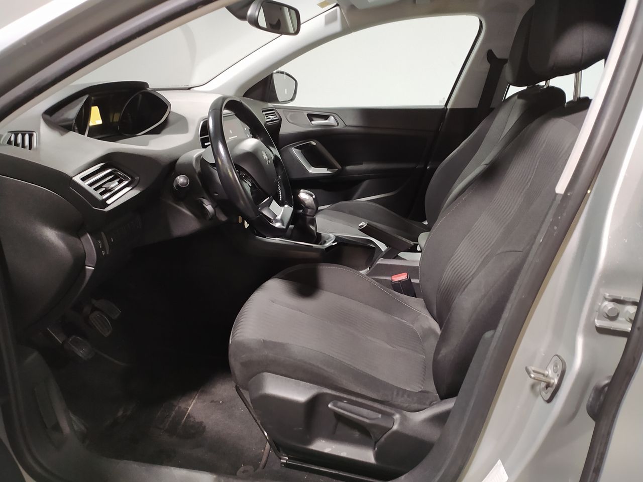 Peugeot 308 fam. 1.6 HDI 92HP FAP ACTIVE SW 5P - foto 6