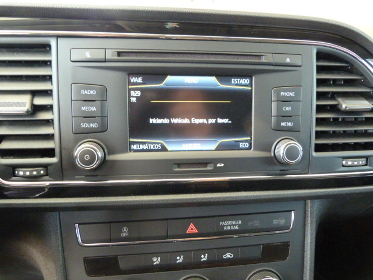 Seat Leon León ST 1.6 TDI 105cv StSp Style 5p. muy muy bien cuidado, kilómetros garantizados - Foto 8