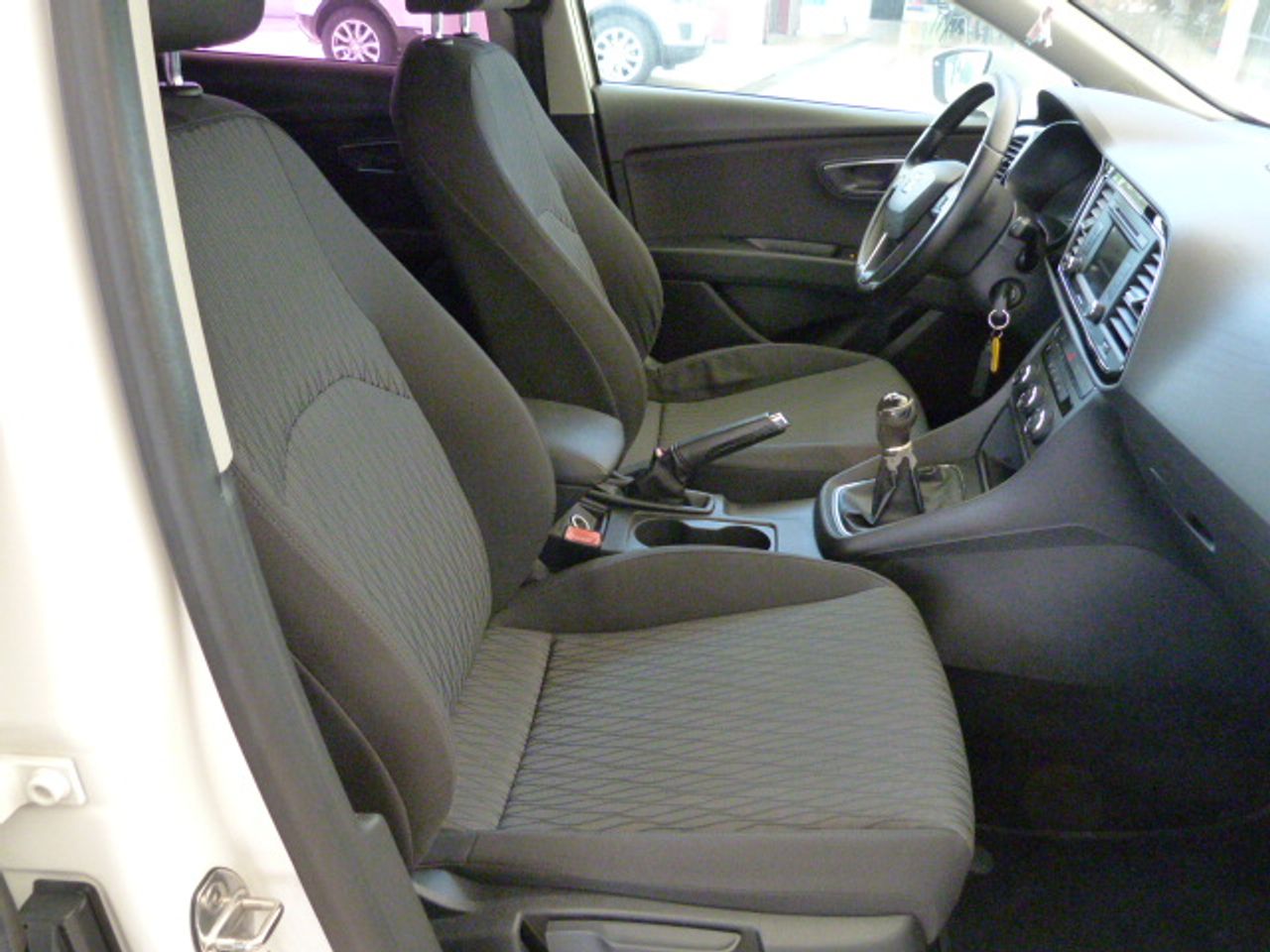 Seat Leon León ST 1.6 TDI 105cv StSp Style 5p. muy muy bien cuidado, kilómetros garantizados - Foto 11