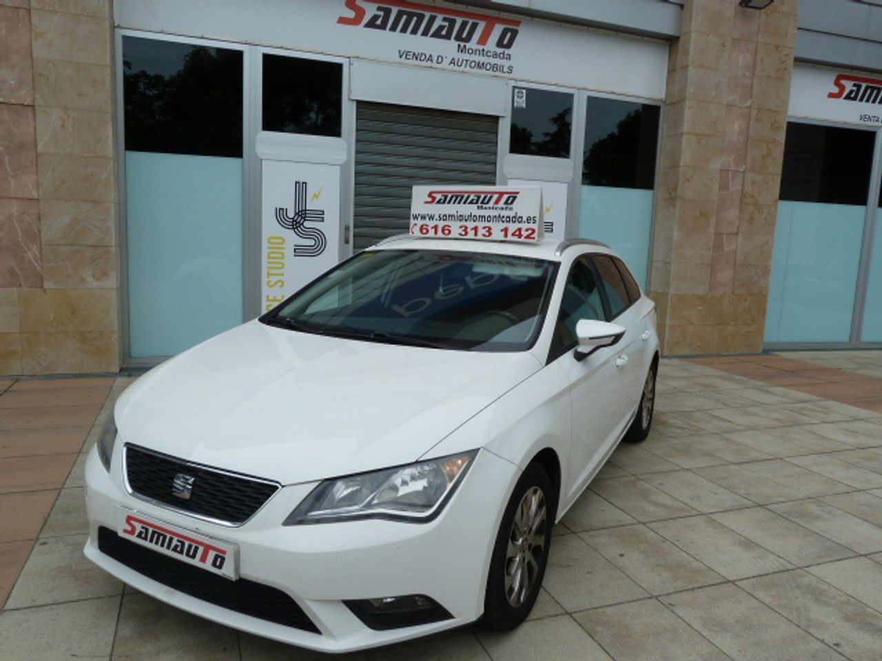 Impecable casa  de segunda mano - seat leon st 2015 /