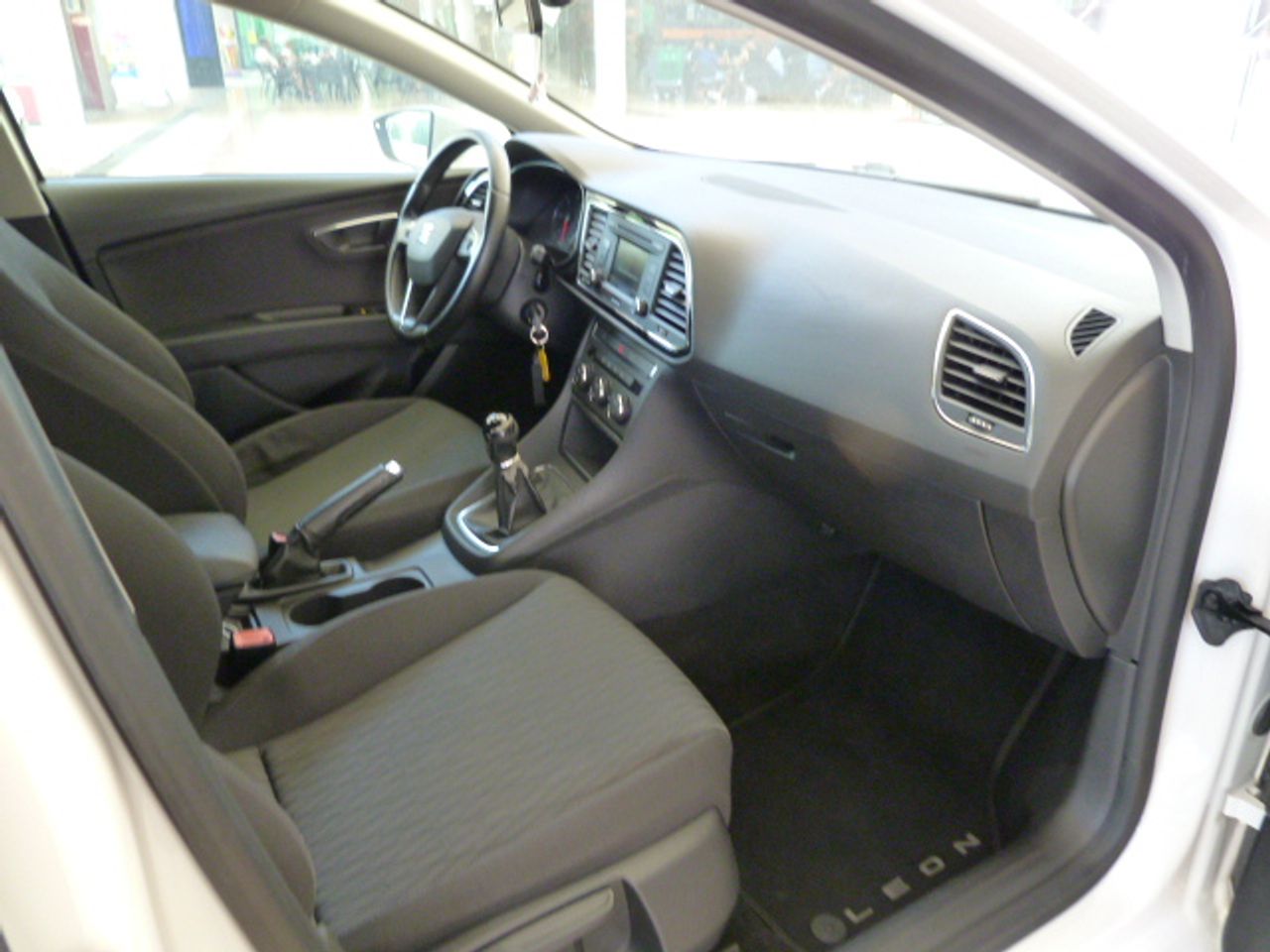 Seat Leon León ST 1.6 TDI 105cv StSp Style 5p. muy muy bien cuidado, kilómetros garantizados - Foto 10