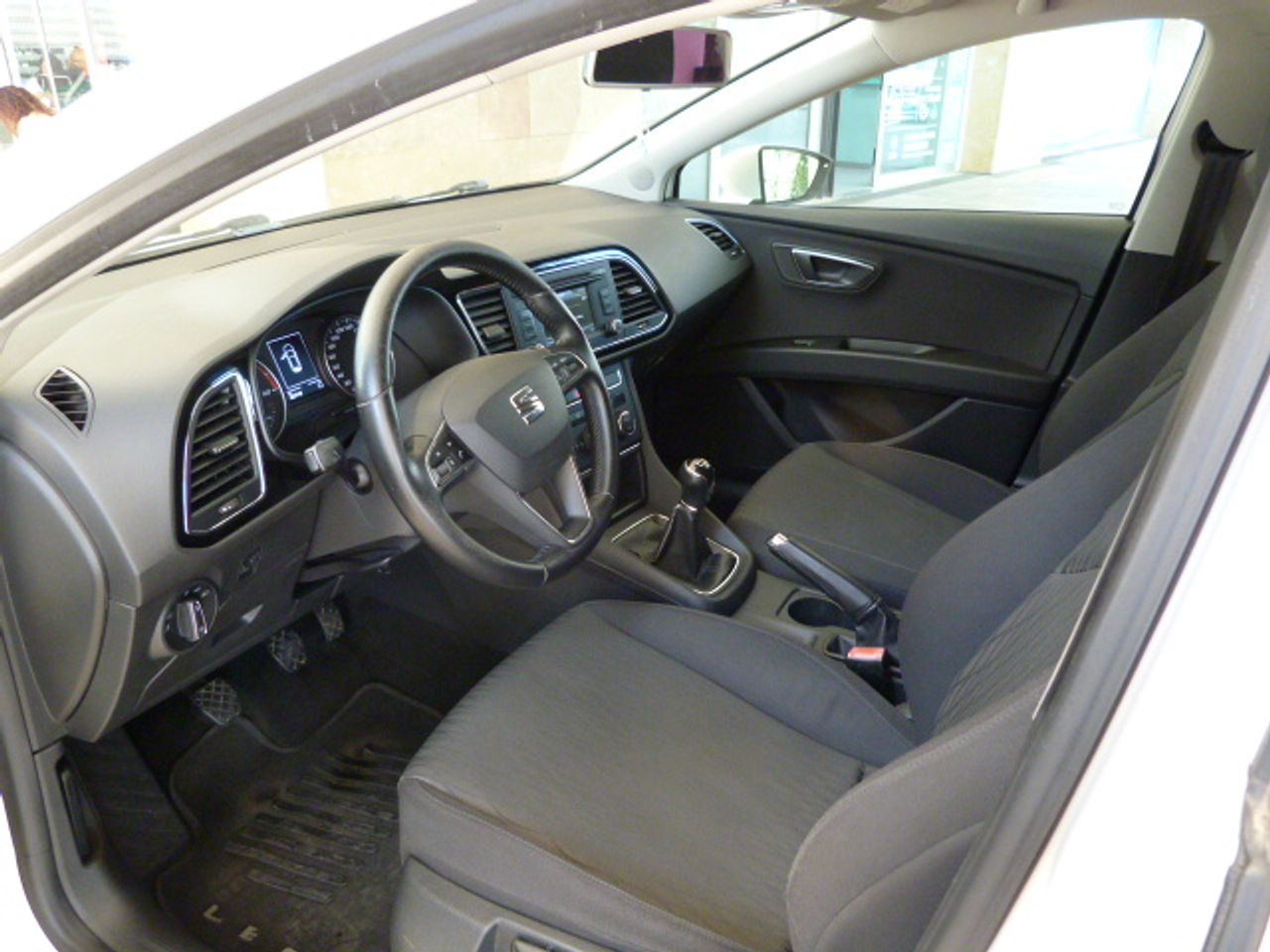 Seat Leon León ST 1.6 TDI 105cv StSp Style 5p. muy muy bien cuidado, kilómetros garantizados - Foto 26