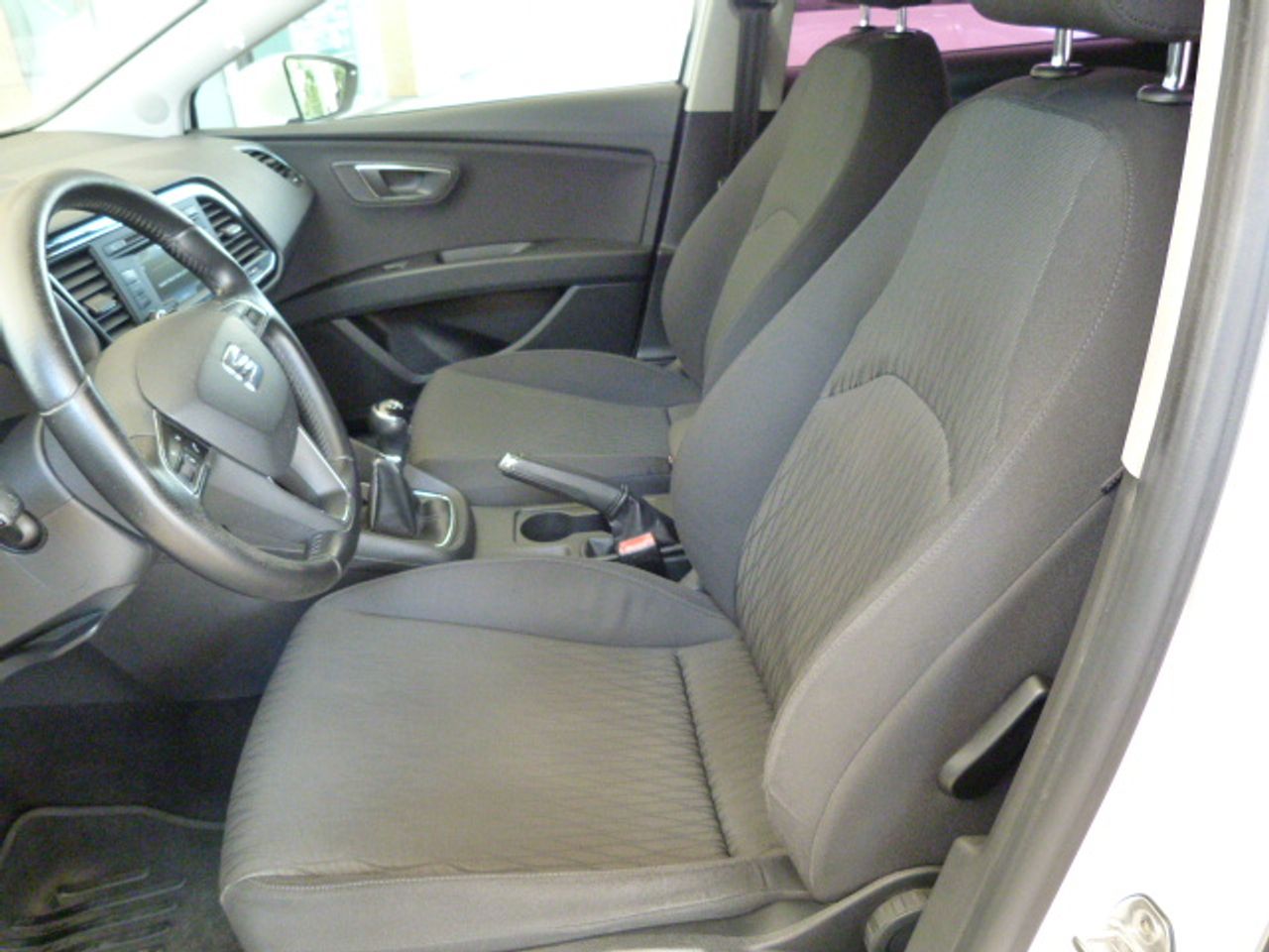 Seat Leon León ST 1.6 TDI 105cv StSp Style 5p. muy muy bien cuidado, kilómetros garantizados - Foto 28