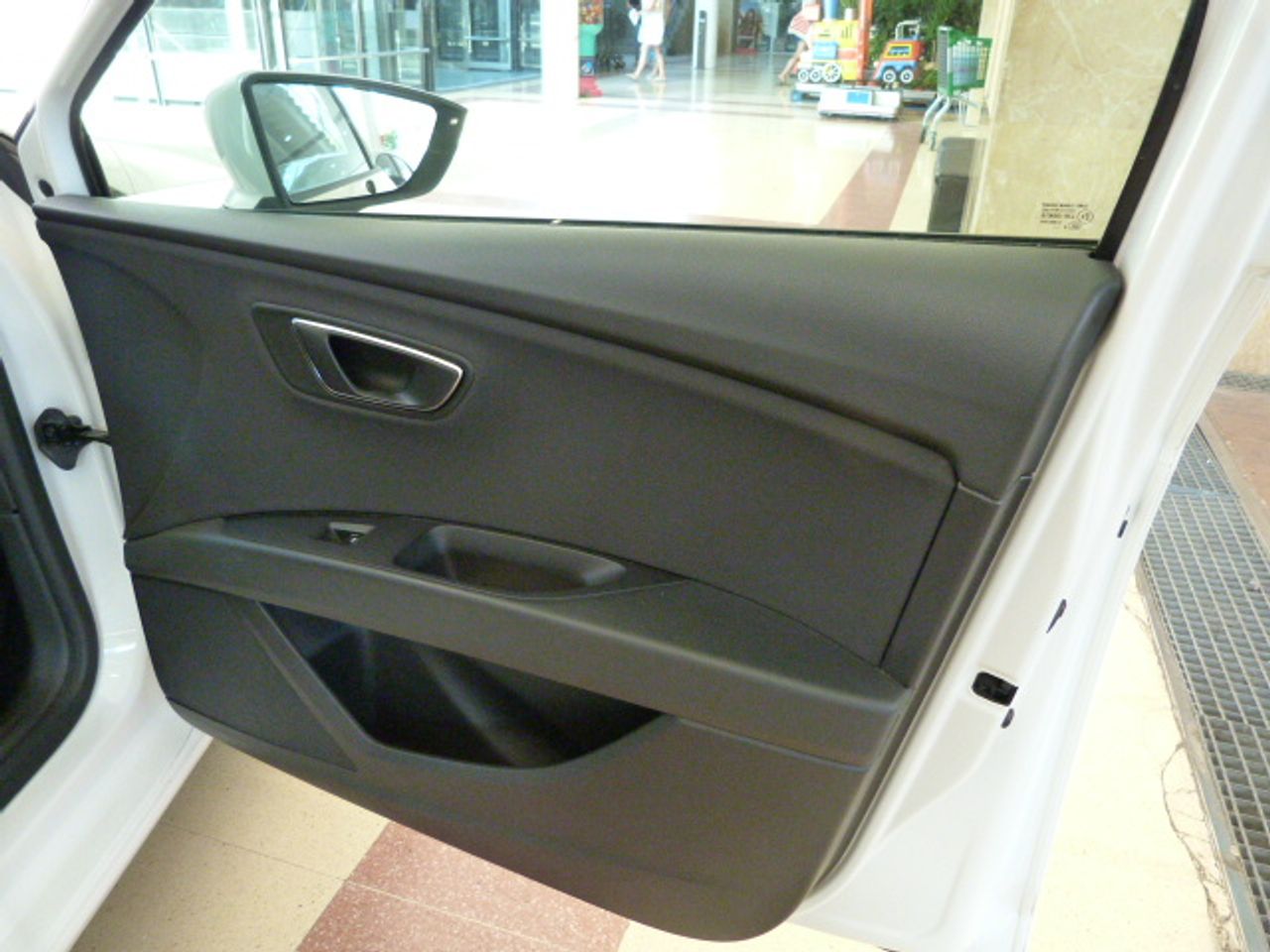 Seat Leon León ST 1.6 TDI 105cv StSp Style 5p. muy muy bien cuidado, kilómetros garantizados - Foto 12