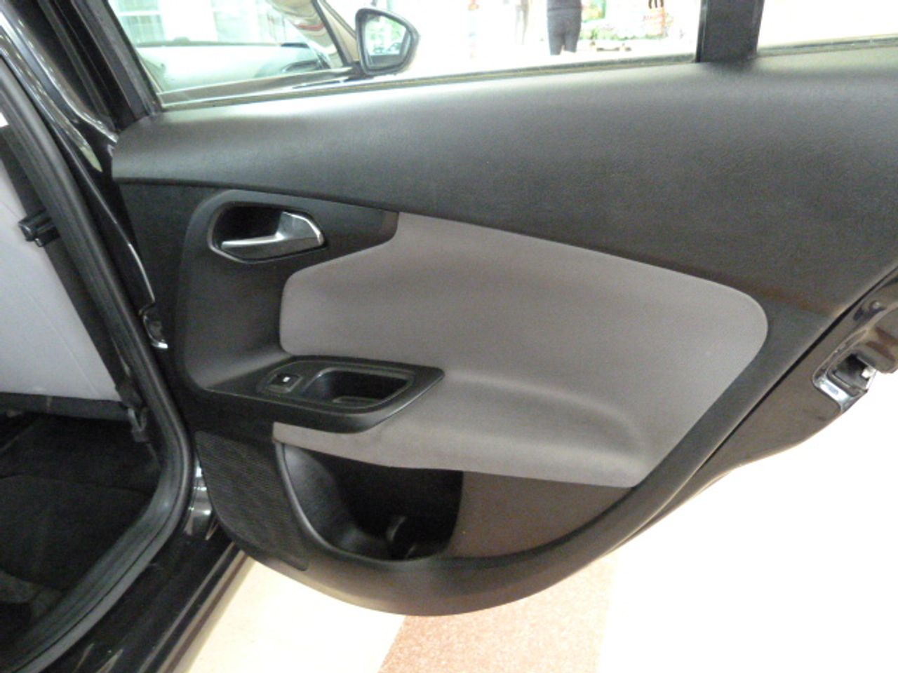 Fiat Tipo Tipo 1.4 TJet 16v Lounge 88kW 120CV GLP 4p. muy muy bien cuidado, kilómetros garantizados - Foto 17