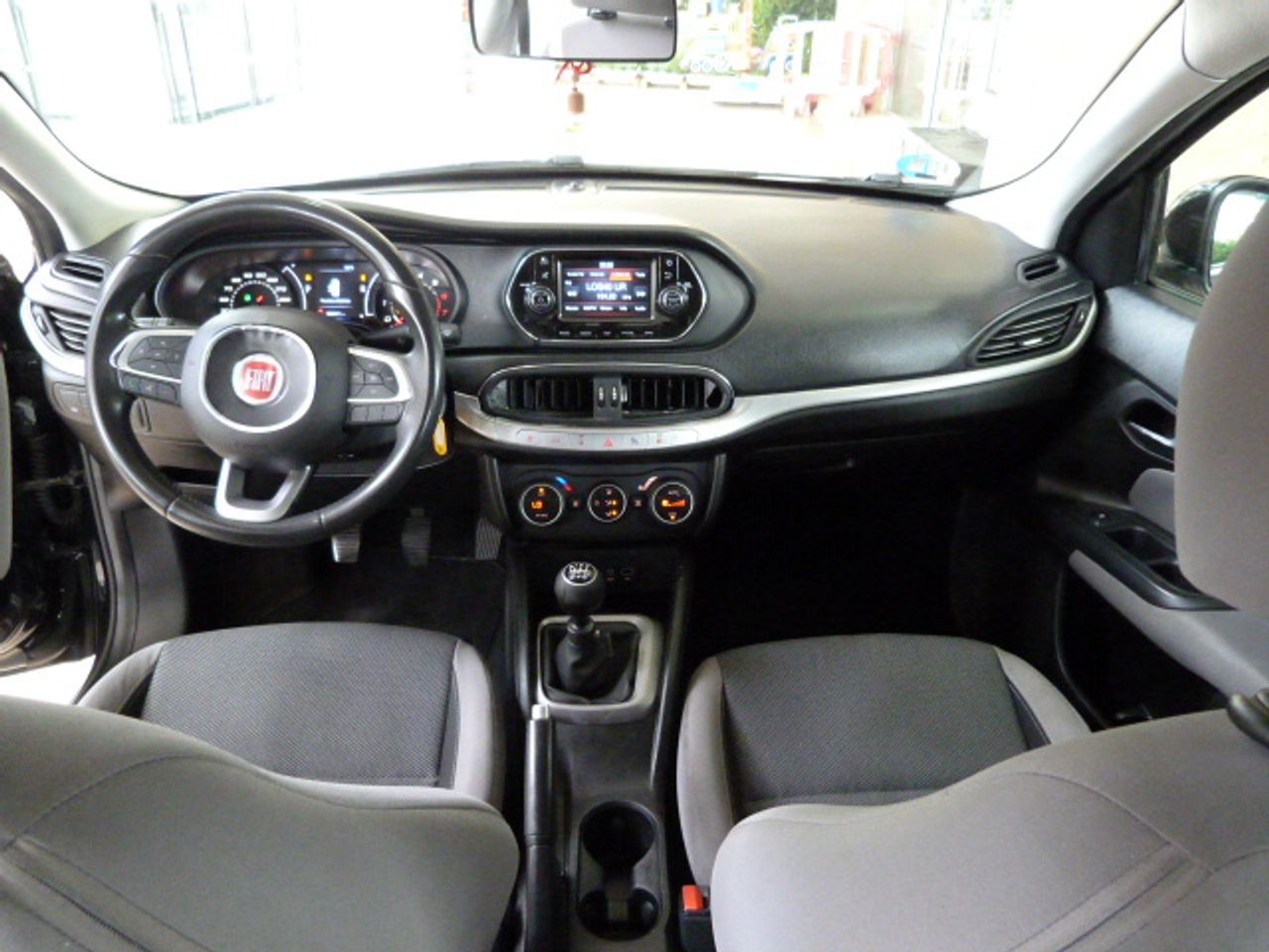 Fiat Tipo Tipo 1.4 TJet 16v Lounge 88kW 120CV GLP 4p. muy muy bien cuidado, kilómetros garantizados - Foto 33