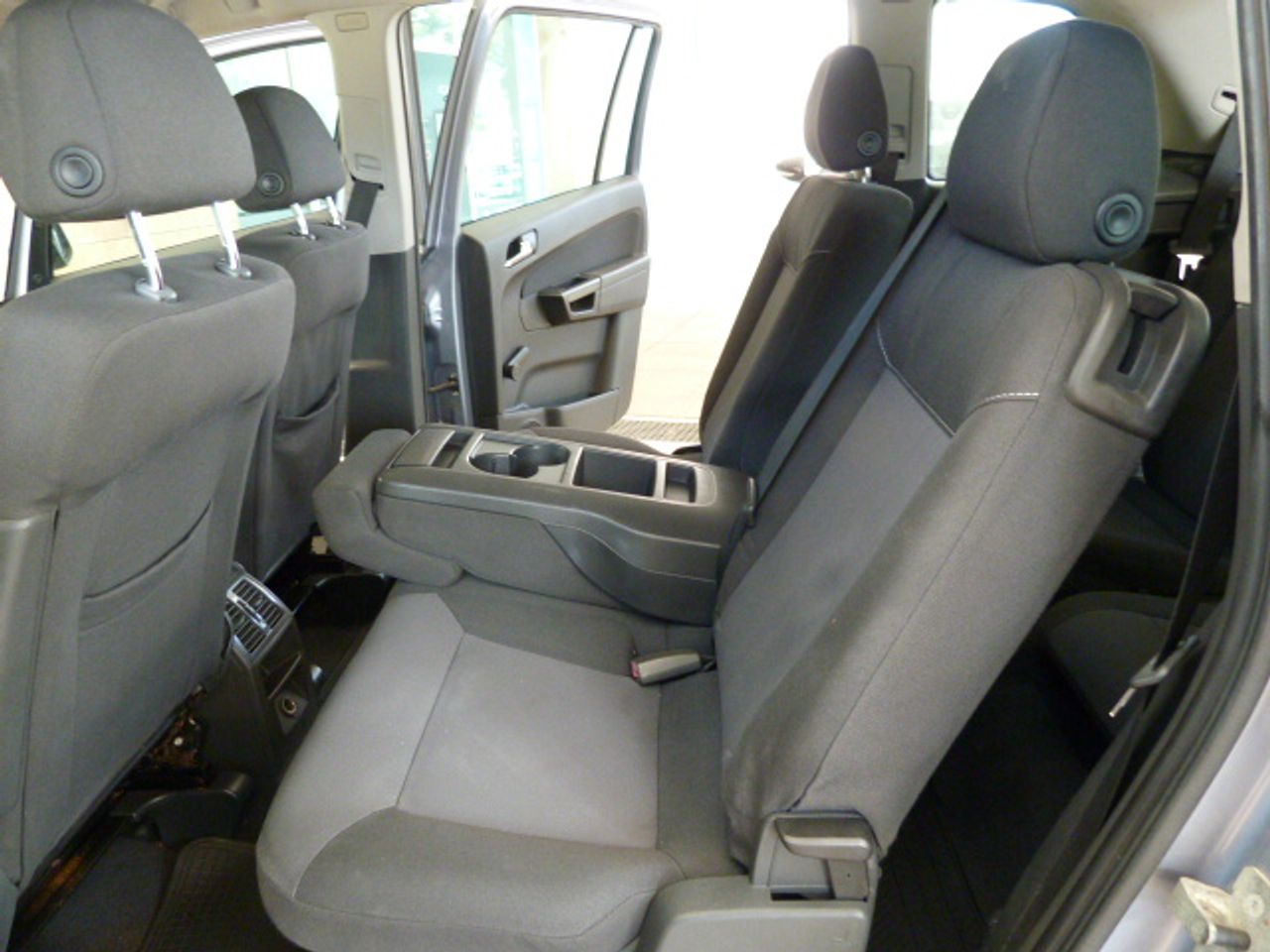 Opel Zafira Zafira 1.9 CDTi 120 CV Enjoy 5p. un solo propietario, kilómetros garantizados  - Foto 19