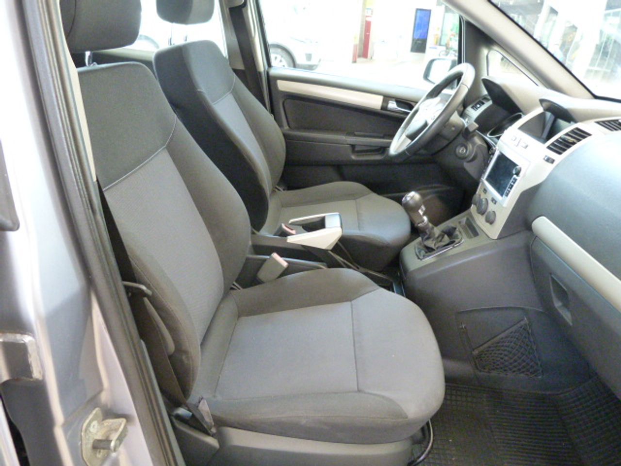 Opel Zafira Zafira 1.9 CDTi 120 CV Enjoy 5p. un solo propietario, kilómetros garantizados  - Foto 7