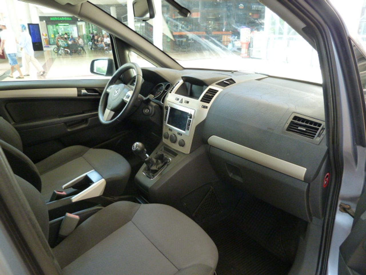 Opel Zafira Zafira 1.9 CDTi 120 CV Enjoy 5p. un solo propietario, kilómetros garantizados  - Foto 6