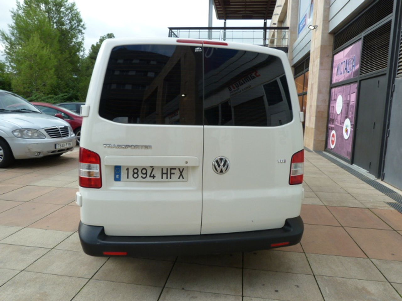 Volkswagen Transporter VOLKSWAGEN Transporter Kombi Corto T.Medio 2.0 TDI 140cv 2.8T muy muy bien cuidado, kilómetros garantizados - Foto 13