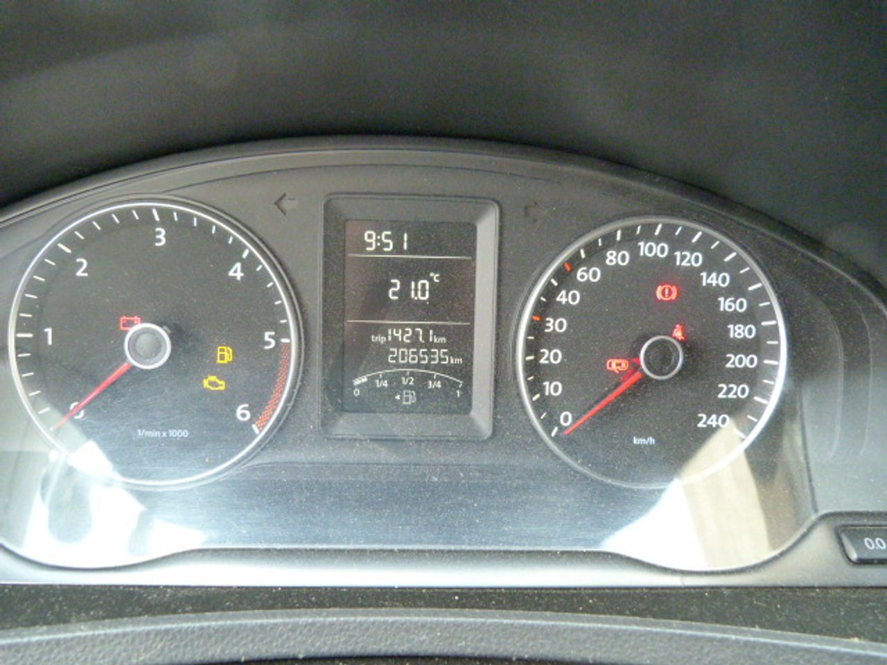 Volkswagen Transporter VOLKSWAGEN Transporter Kombi Corto T.Medio 2.0 TDI 140cv 2.8T muy muy bien cuidado, kilómetros garantizados - Foto 33