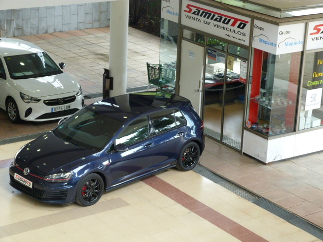 Volkswagen Golf VOLKSWAGEN Golf GTI 2.0 TSI 5p. muy muy bien cuidado, kilómetros garantizados - Foto 57