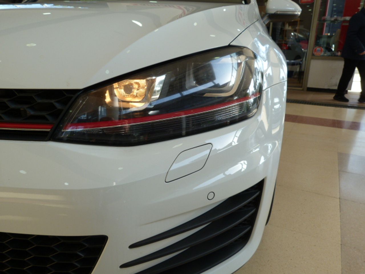 Volkswagen Golf Golf GTI 2.0 TSI BMT 5p. LIBRO DE REVISIONES, KILOMETROS GARANTIZADOS - Foto 4