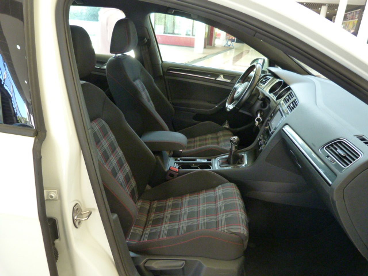 Volkswagen Golf Golf GTI 2.0 TSI BMT 5p. LIBRO DE REVISIONES, KILOMETROS GARANTIZADOS - Foto 12