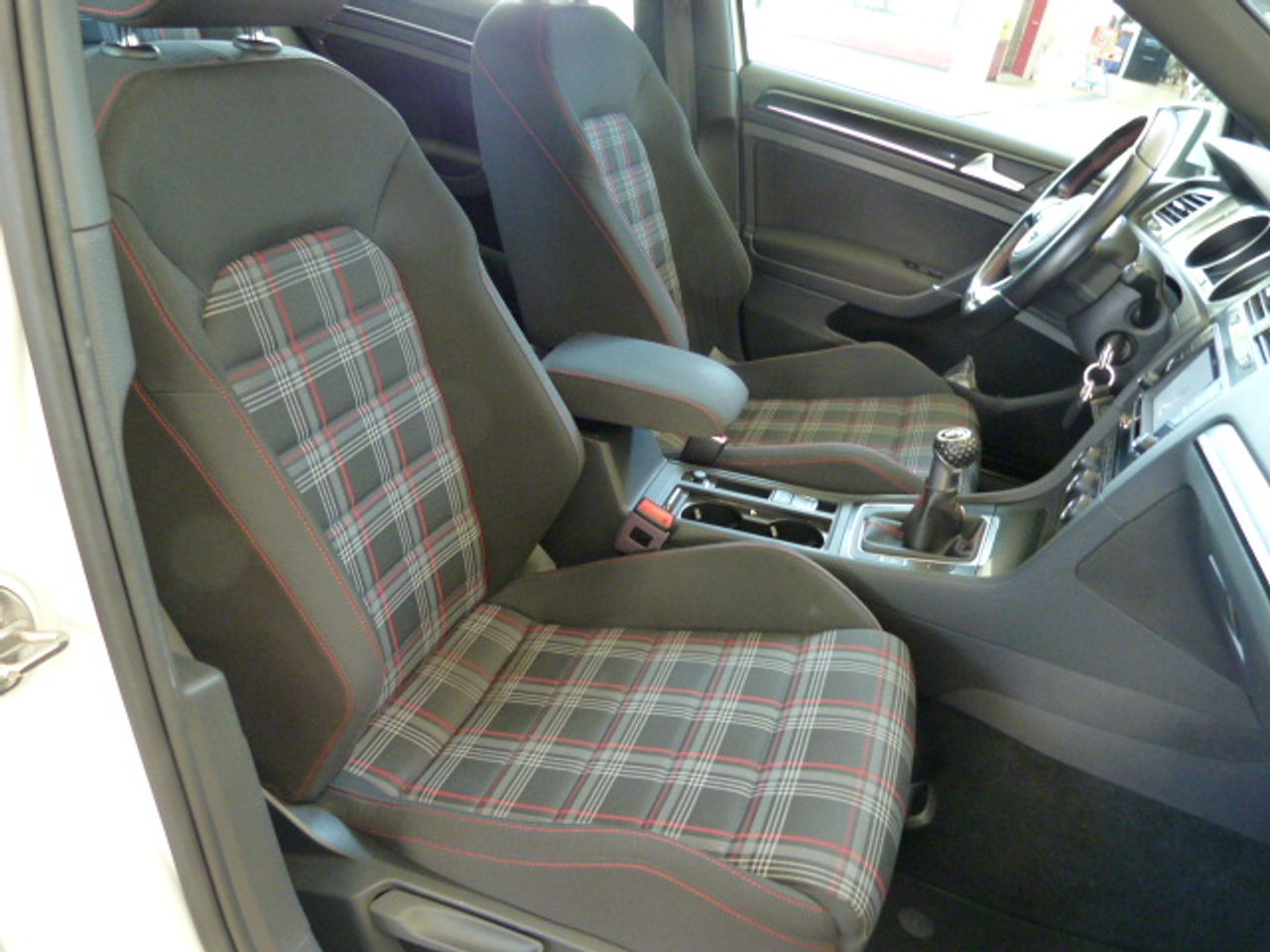 Volkswagen Golf Golf GTI 2.0 TSI BMT 5p. LIBRO DE REVISIONES, KILOMETROS GARANTIZADOS - Foto 13