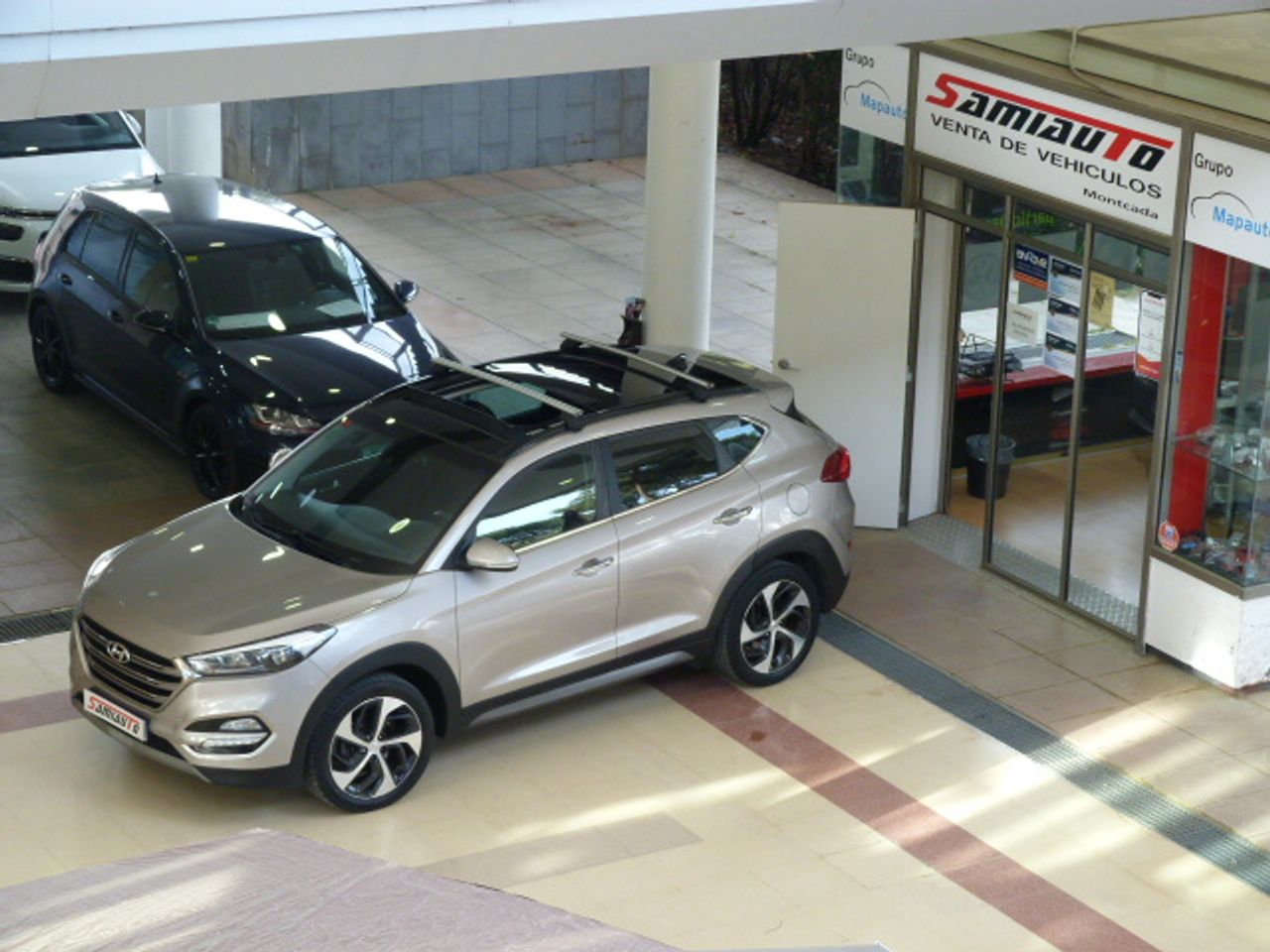 Hyundai Tucson Tucson 2.0 CRDi BlueDr. 25 Aniversario 4x2 136cv un solo propietario, kilómetros garantizados  - Foto 50