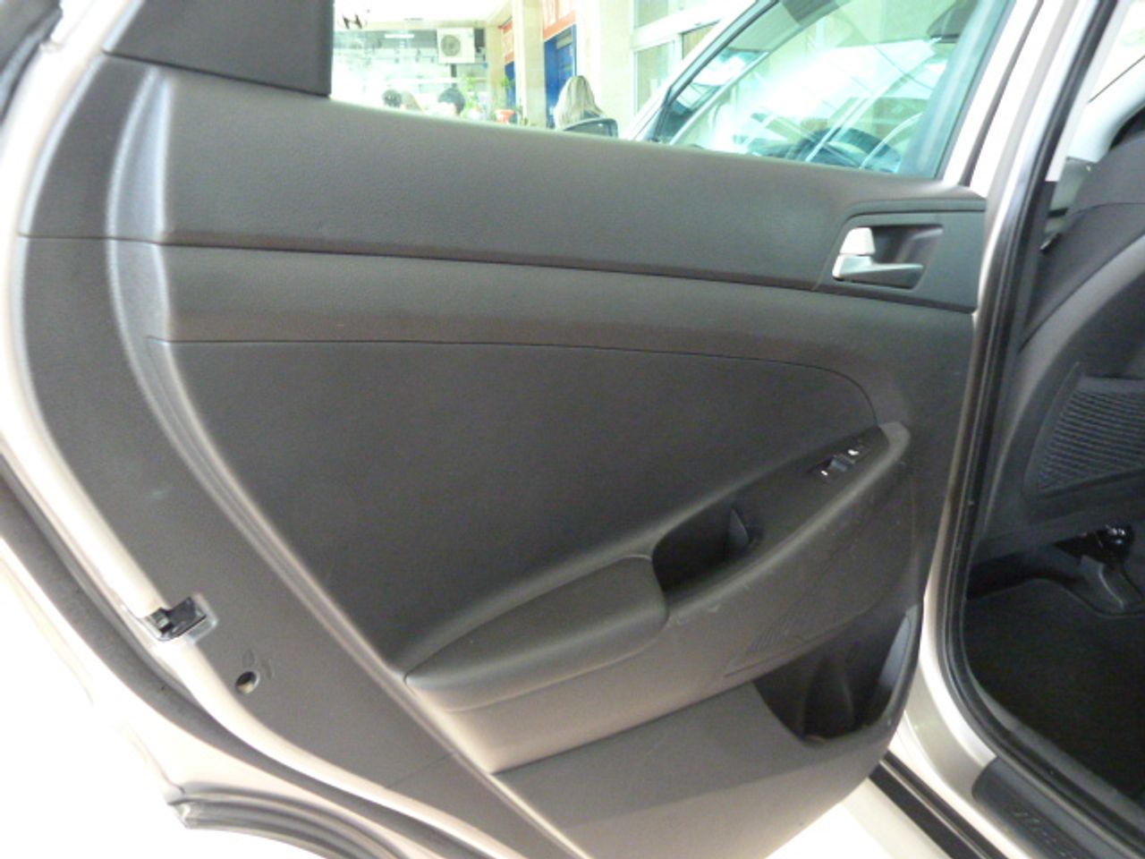Hyundai Tucson Tucson 2.0 CRDi BlueDr. 25 Aniversario 4x2 136cv un solo propietario, kilómetros garantizados  - Foto 25