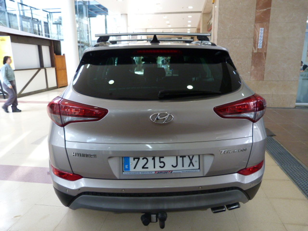 Hyundai Tucson Tucson 2.0 CRDi BlueDr. 25 Aniversario 4x2 136cv un solo propietario, kilómetros garantizados  - Foto 20