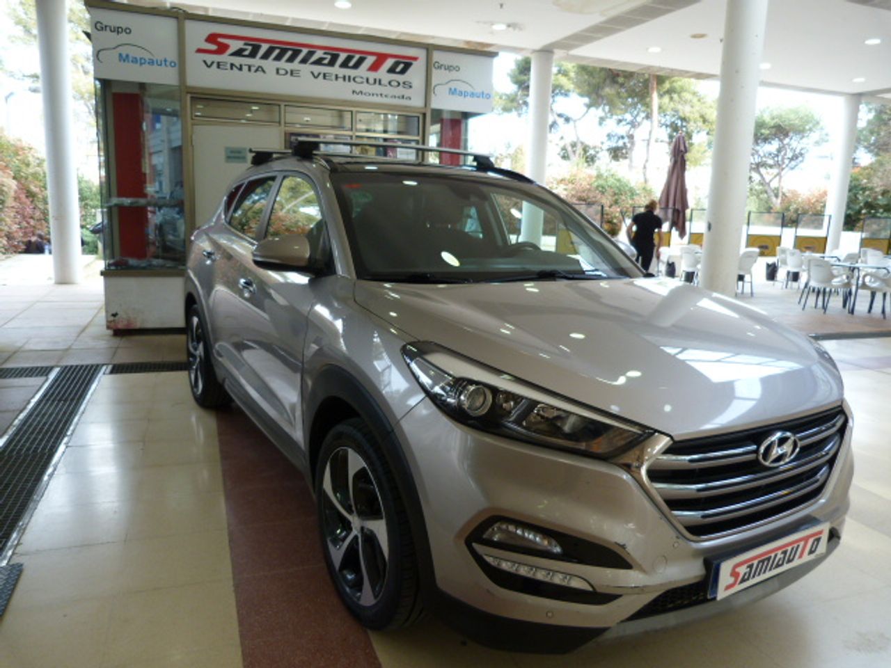 Hyundai Tucson Tucson 2.0 CRDi BlueDr. 25 Aniversario 4x2 136cv un solo propietario, kilómetros garantizados  - Foto 6