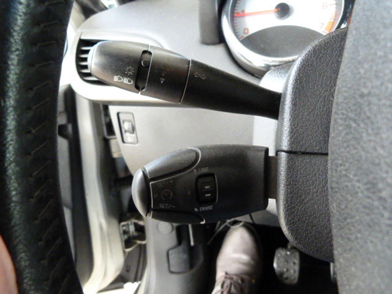 Peugeot 207 1.6 GT 150 CV 3 P muy muy bien cuidado, kilómetros garantizados - Foto 28
