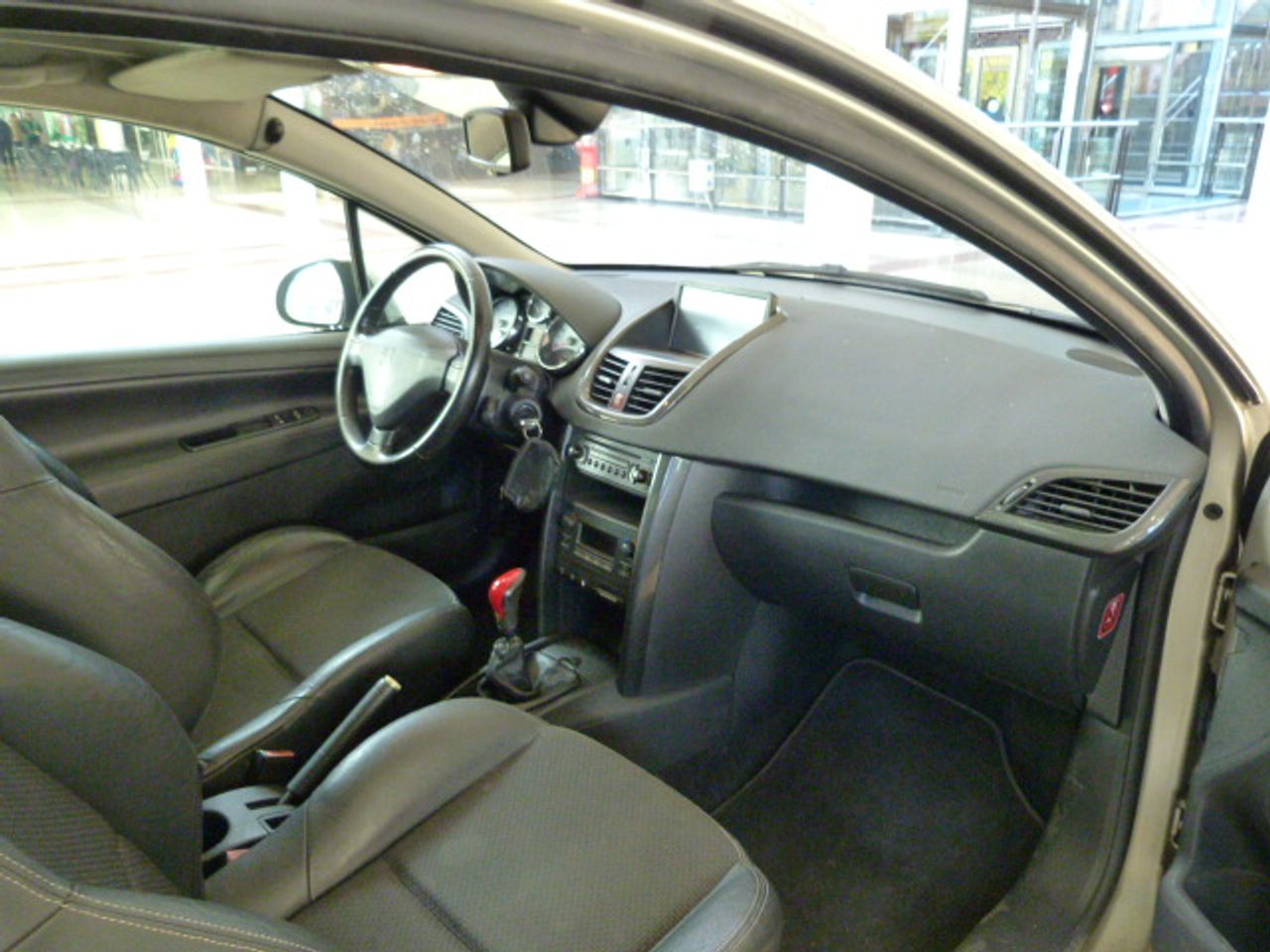 Peugeot 207 1.6 GT 150 CV 3 P muy muy bien cuidado, kilómetros garantizados - Foto 9