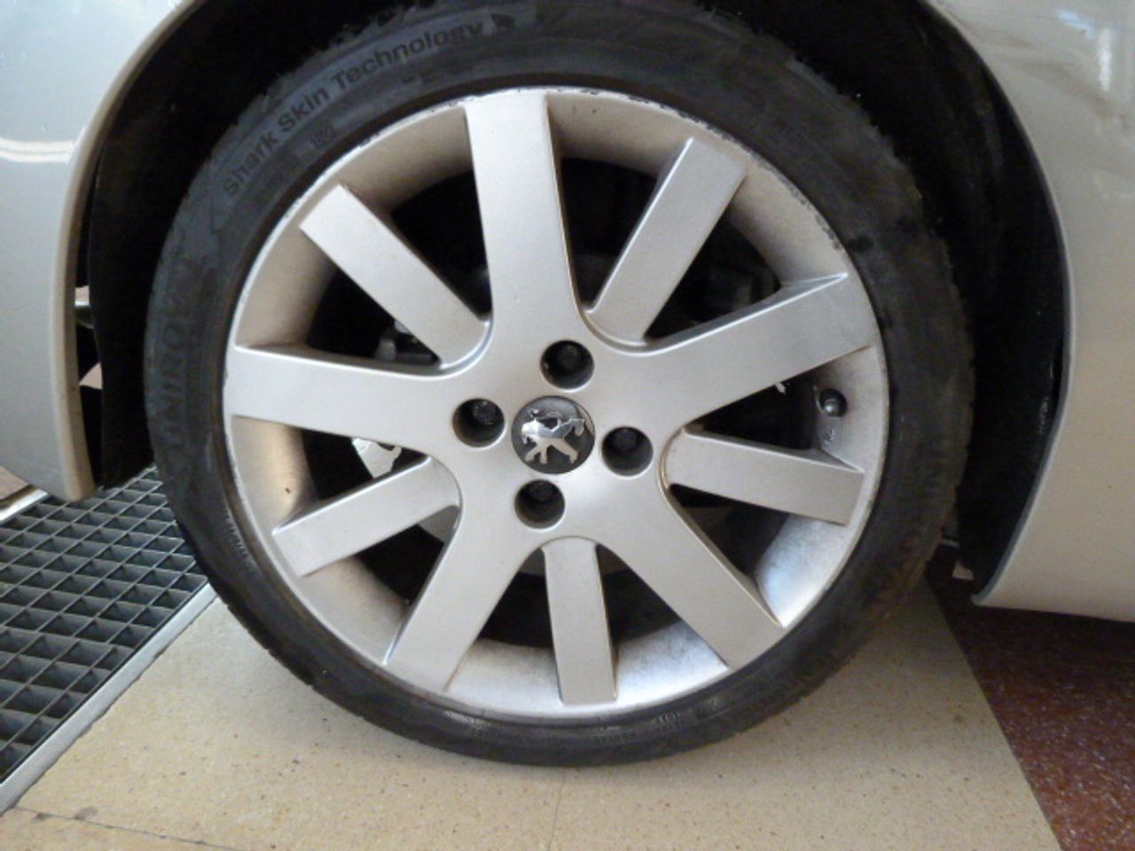 Peugeot 207 1.6 GT 150 CV 3 P muy muy bien cuidado, kilómetros garantizados - Foto 8