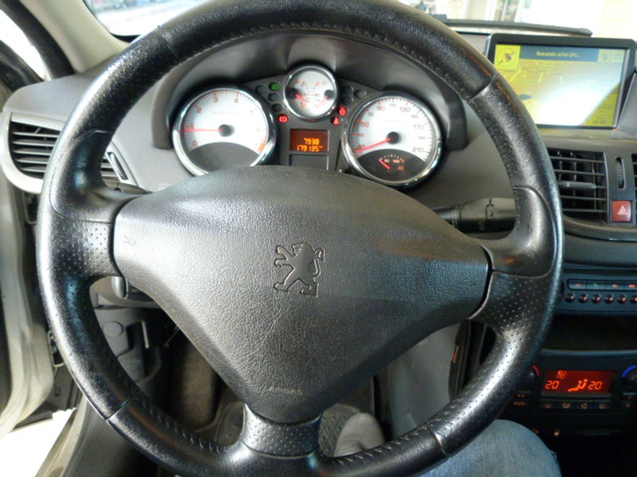 Peugeot 207 1.6 GT 150 CV 3 P muy muy bien cuidado, kilómetros garantizados - Foto 33