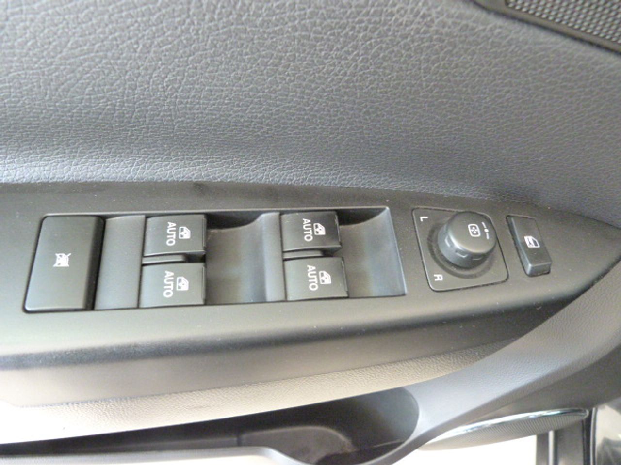 Opel Antara OPEL Antara 2.2 CDTI 163 CV StartStop Selective 4X2 muy muy bien cuidado, kilómetros garantizados - Foto 22