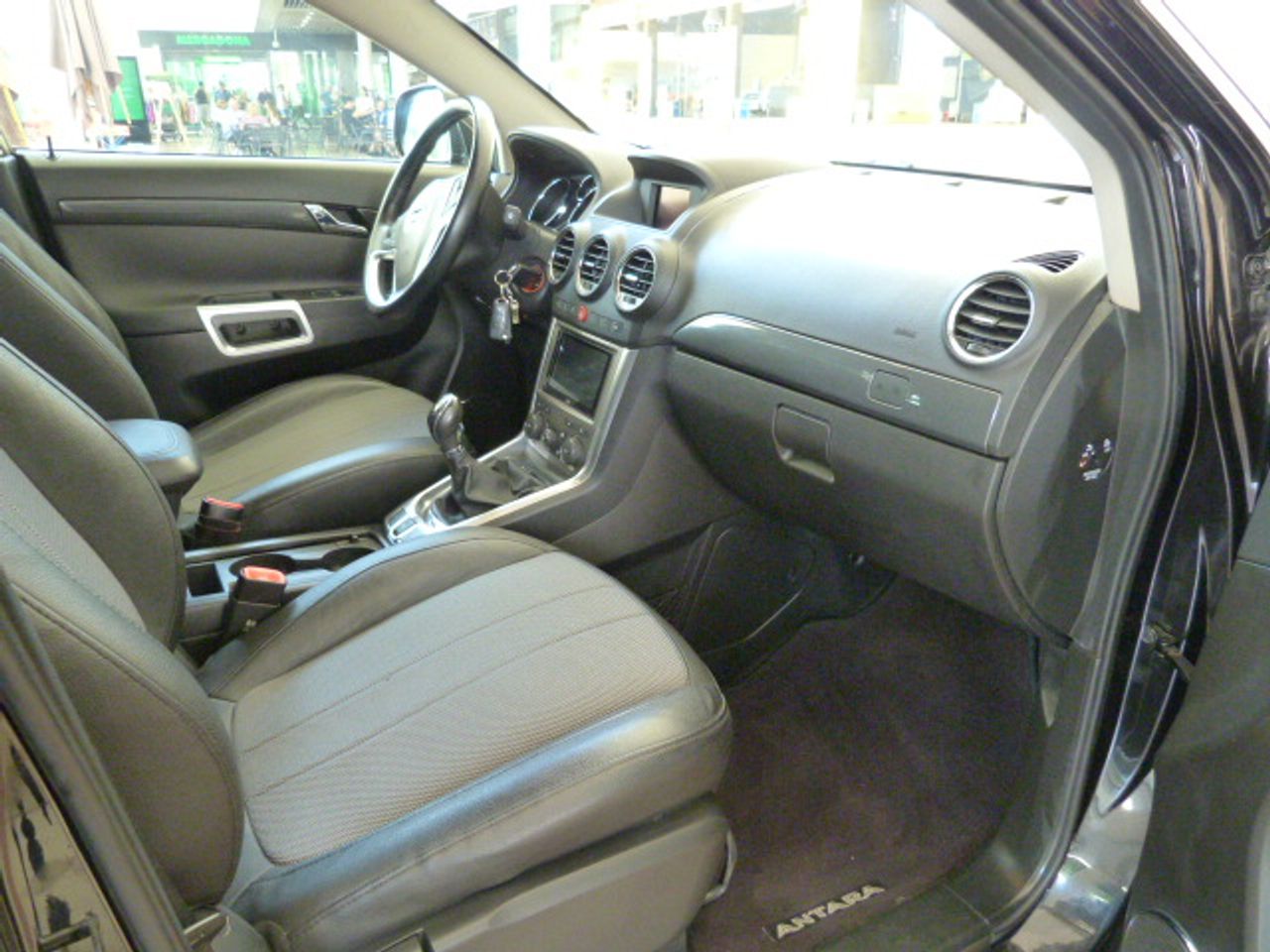 Opel Antara OPEL Antara 2.2 CDTI 163 CV StartStop Selective 4X2 muy muy bien cuidado, kilómetros garantizados - Foto 9