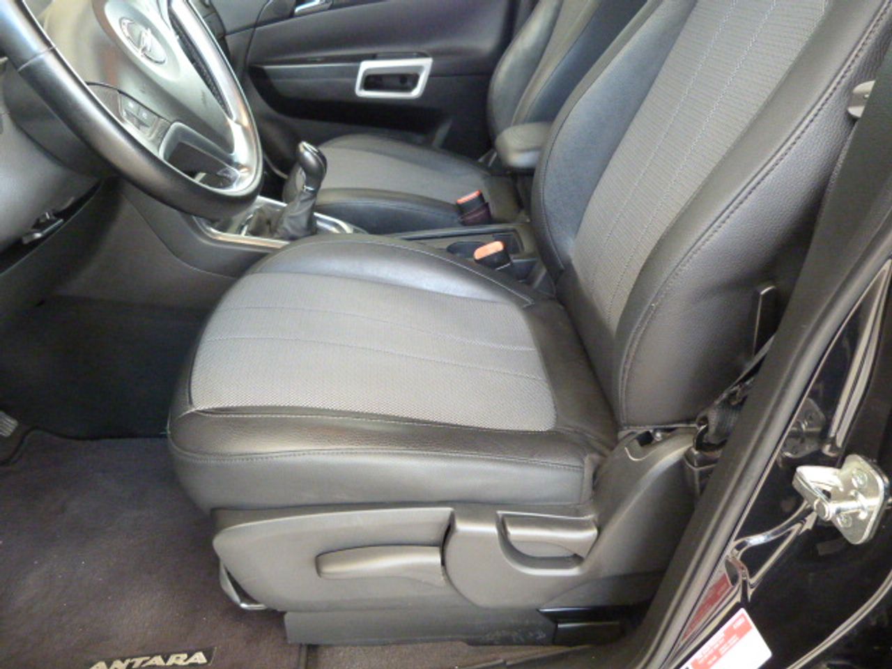 Opel Antara OPEL Antara 2.2 CDTI 163 CV StartStop Selective 4X2 muy muy bien cuidado, kilómetros garantizados - Foto 24