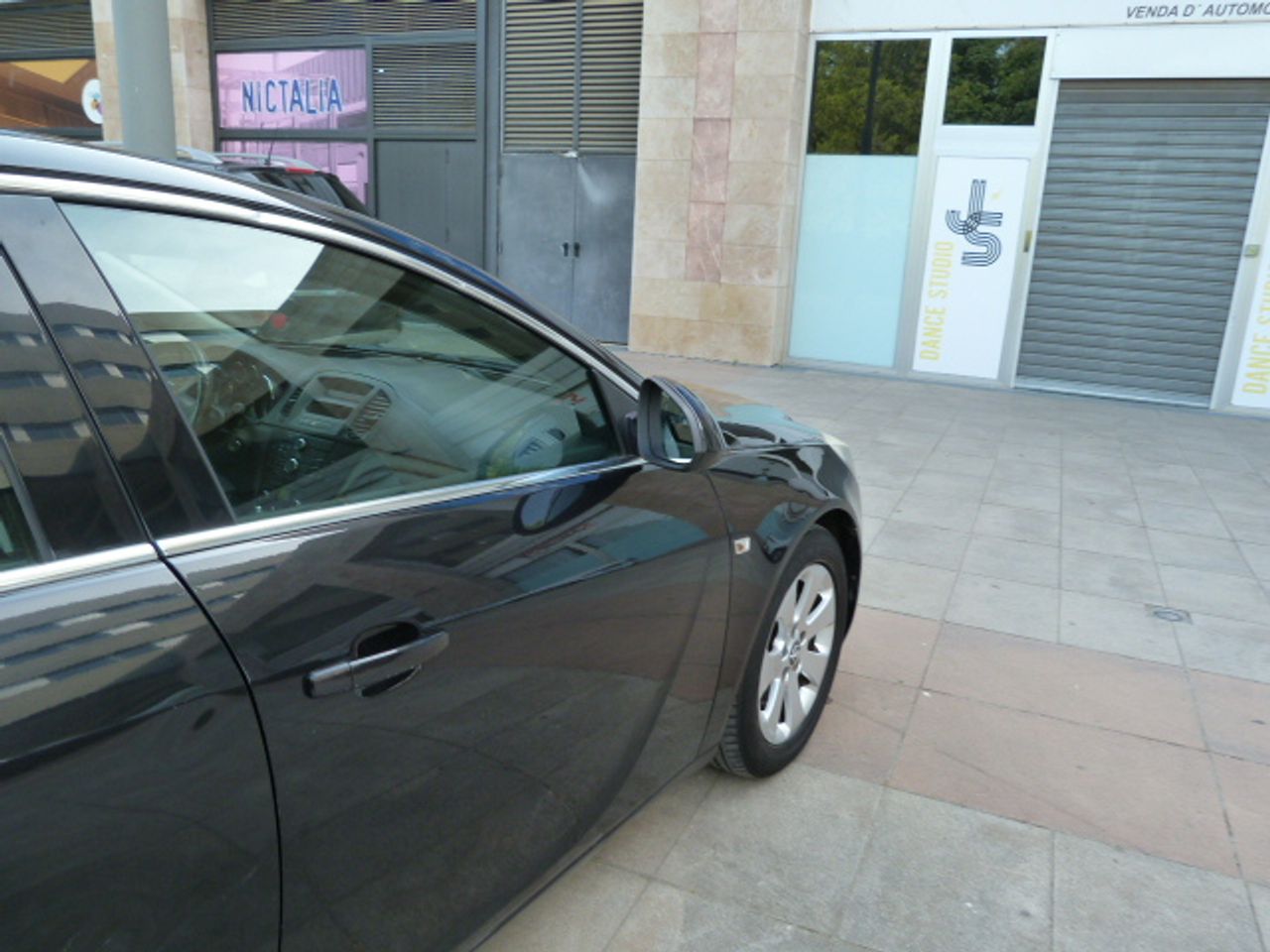 Opel Insignia  OPEL Insignia 1.8 16v Edition 140 CV  6V muy muy bien cuidado, kilómetros garantizados - Foto 6