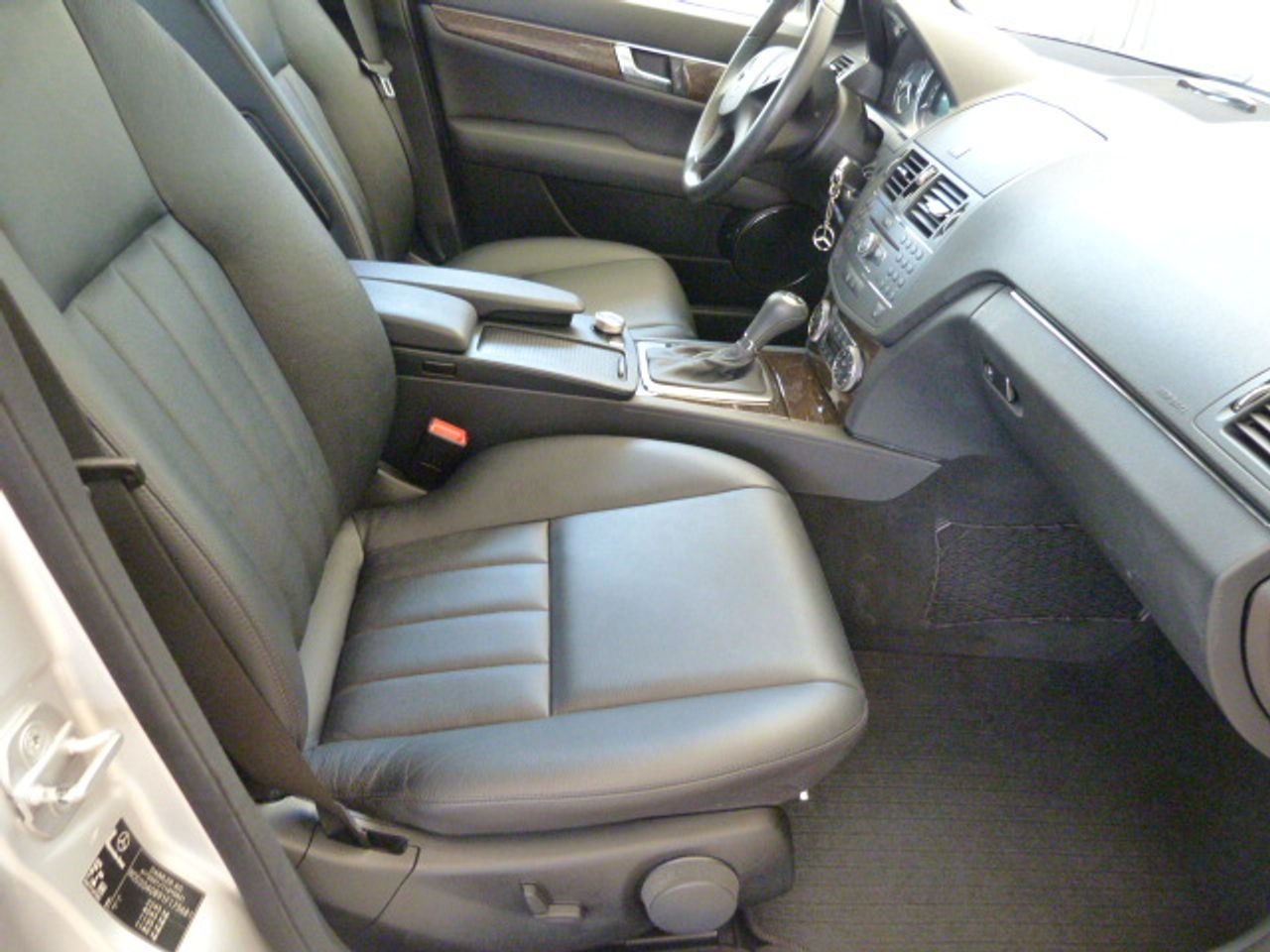 Mercedes Clase C MERCEDES-BENZ Clase C C 320 CDI 4MATIC Elegance Auto un solo propietario, libro de revisiones - Foto 9