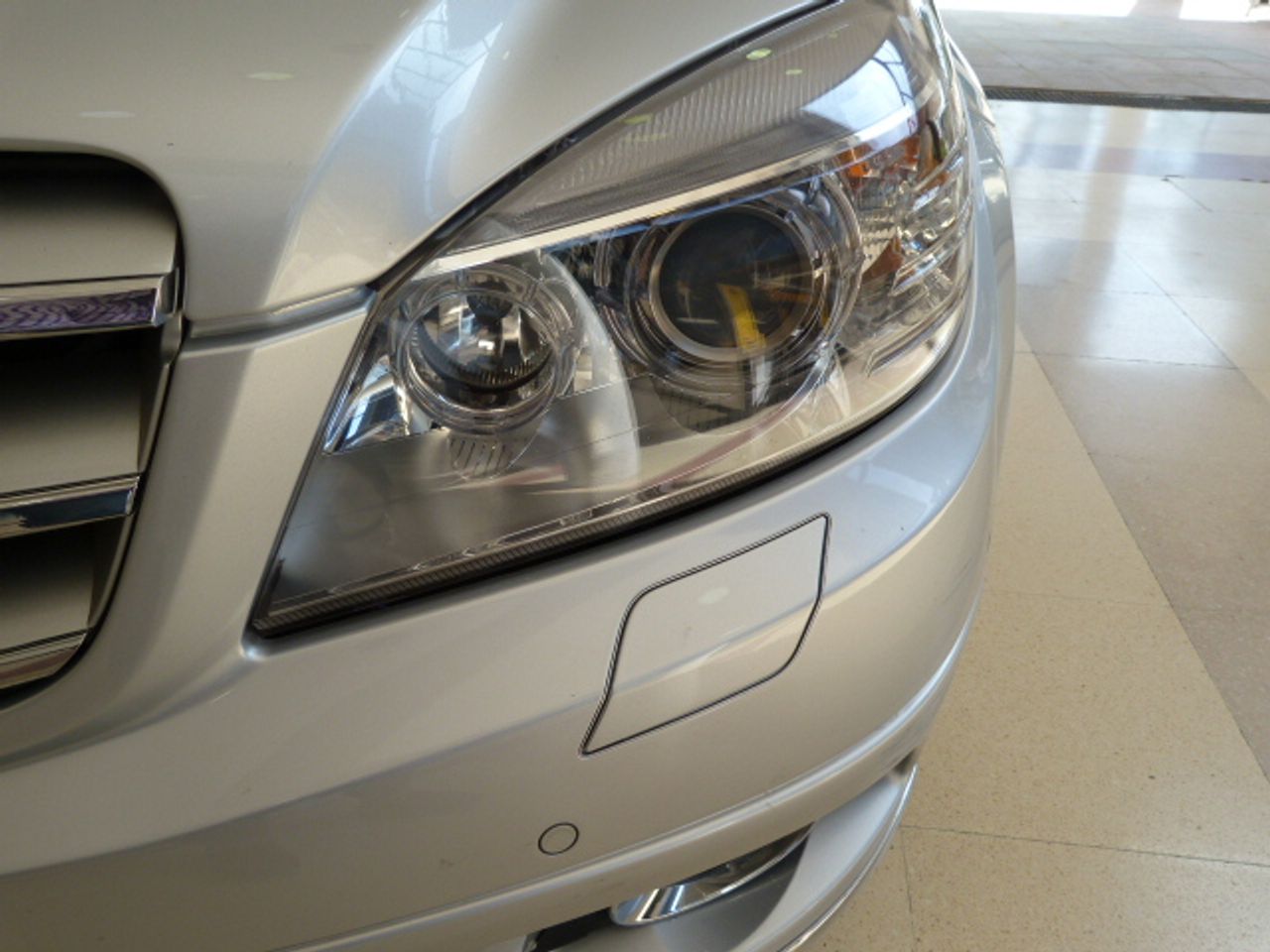 Mercedes Clase C MERCEDES-BENZ Clase C C 320 CDI 4MATIC Elegance Auto un solo propietario, libro de revisiones - Foto 4
