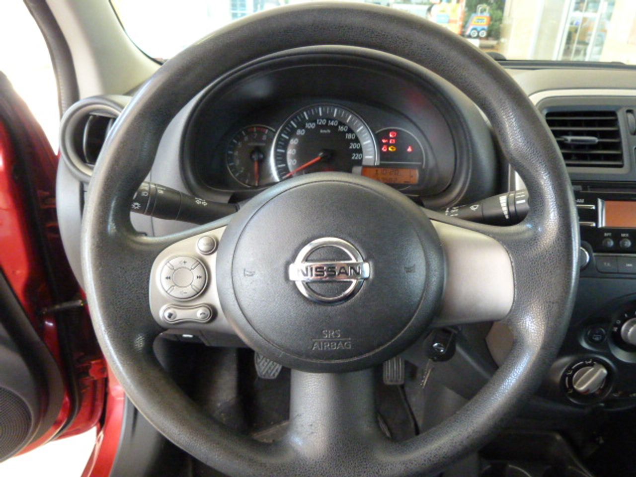 Nissan Micra Micra 1.2G NTEC 80cv un solo propietario, kilómetros garantizados  - Foto 25