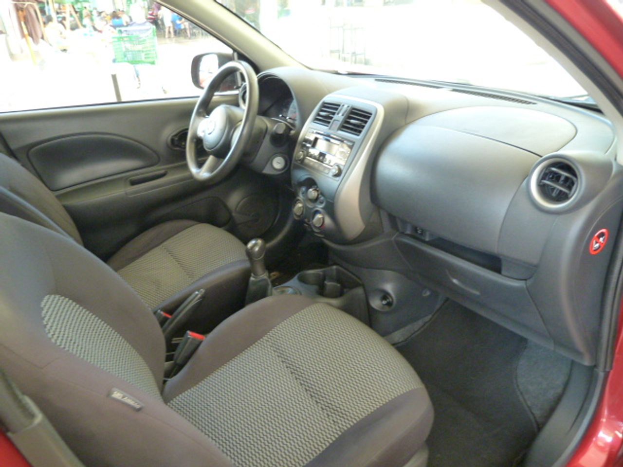Nissan Micra Micra 1.2G NTEC 80cv un solo propietario, kilómetros garantizados  - Foto 6