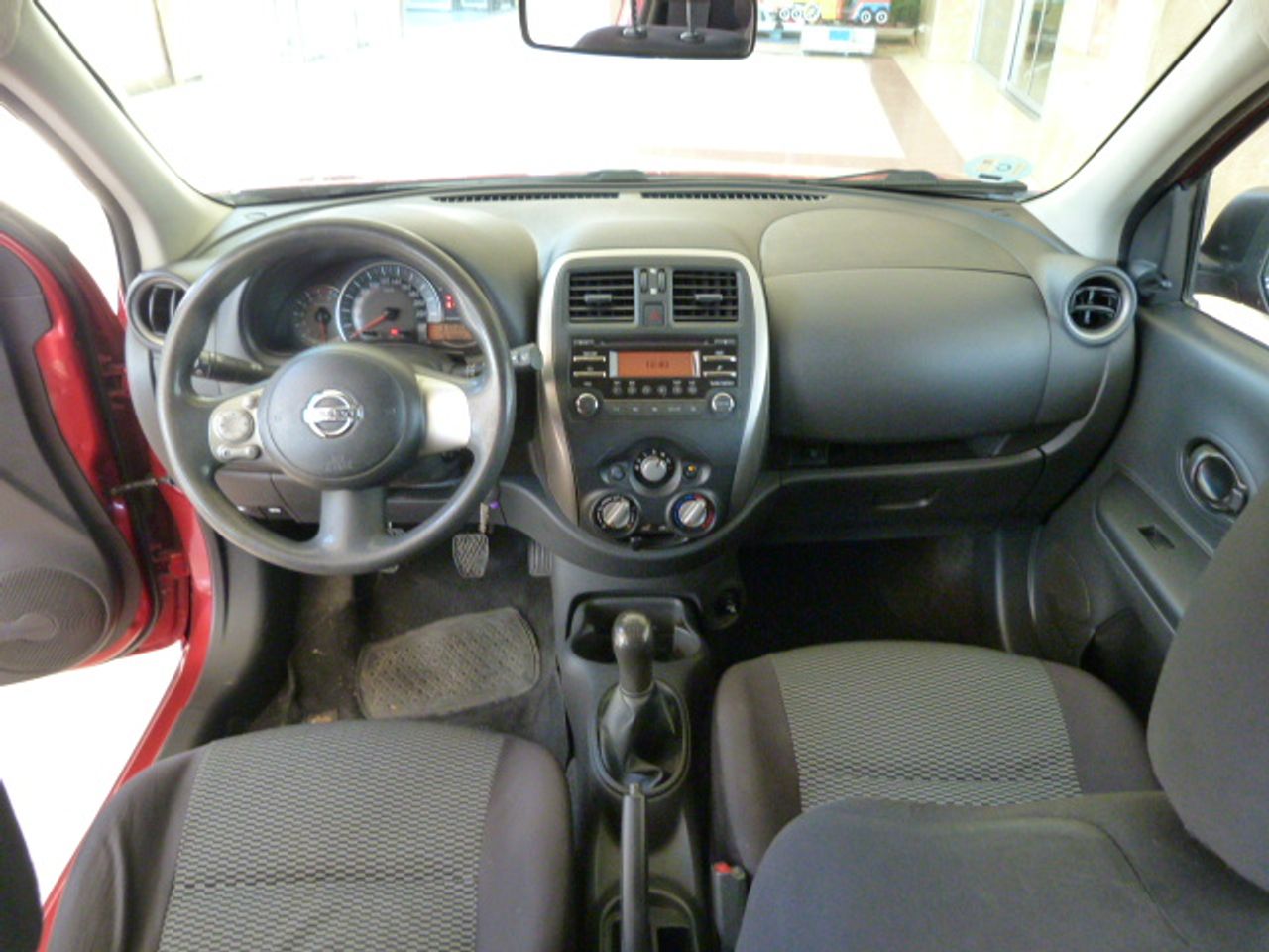 Nissan Micra Micra 1.2G NTEC 80cv un solo propietario, kilómetros garantizados  - Foto 30