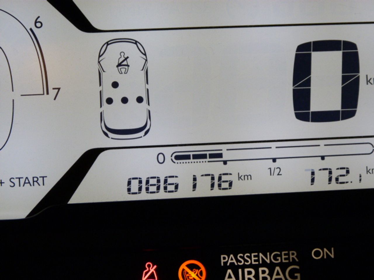 Citroën C4 Picasso C4 Picasso PureTech 130 SS 6v Live Edition un solo propietario, kilómetros garantizados  - Foto 29