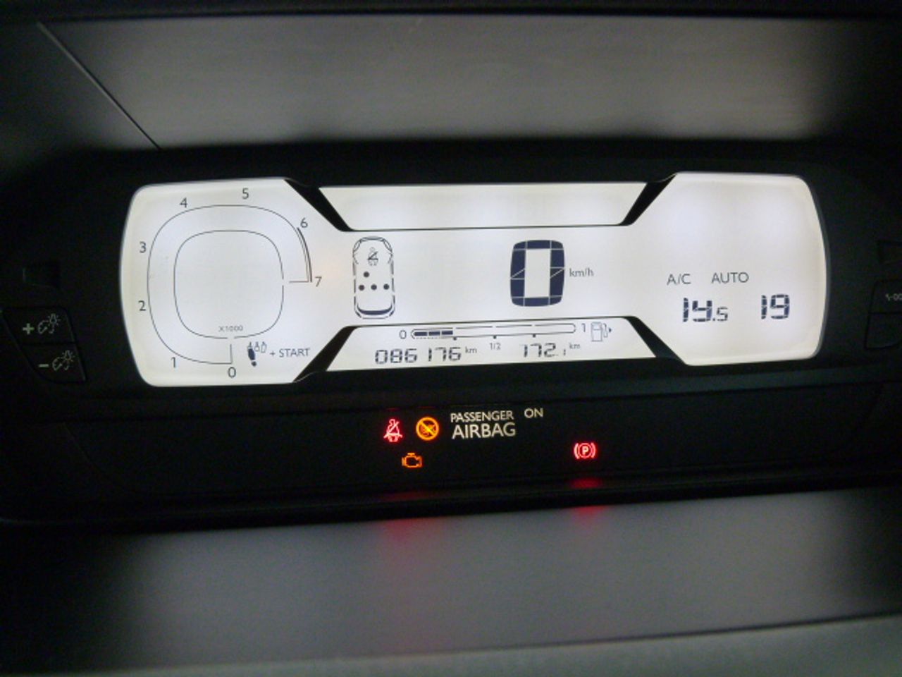 Citroën C4 Picasso C4 Picasso PureTech 130 SS 6v Live Edition un solo propietario, kilómetros garantizados  - Foto 30