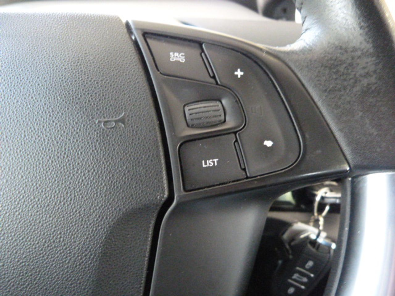 Citroën C4 Picasso C4 Picasso PureTech 130 SS 6v Live Edition un solo propietario, kilómetros garantizados  - Foto 40