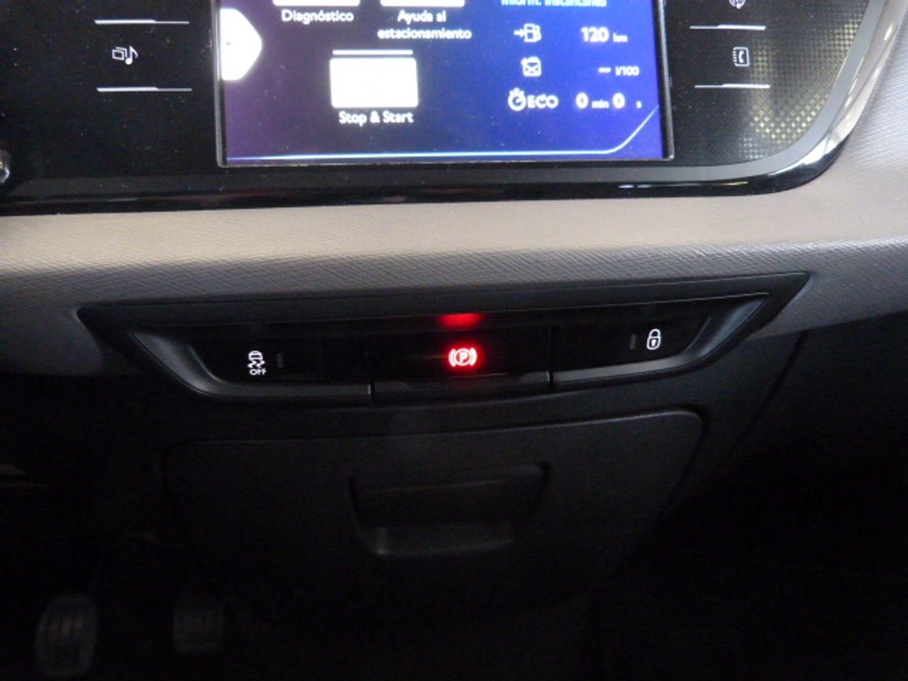 Citroën C4 Picasso C4 Picasso PureTech 130 SS 6v Live Edition un solo propietario, kilómetros garantizados  - Foto 38
