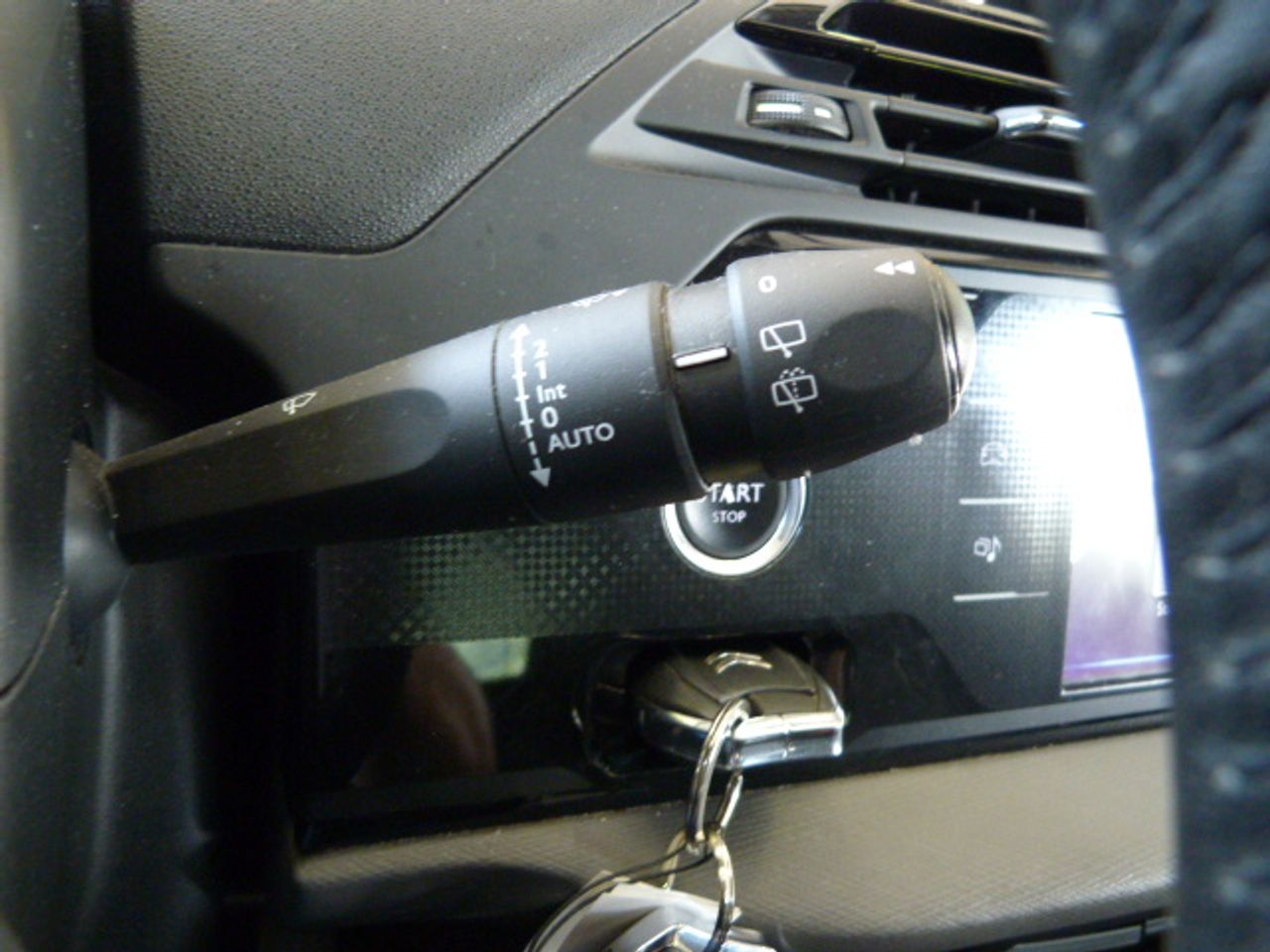 Citroën C4 Picasso C4 Picasso PureTech 130 SS 6v Live Edition un solo propietario, kilómetros garantizados  - Foto 35